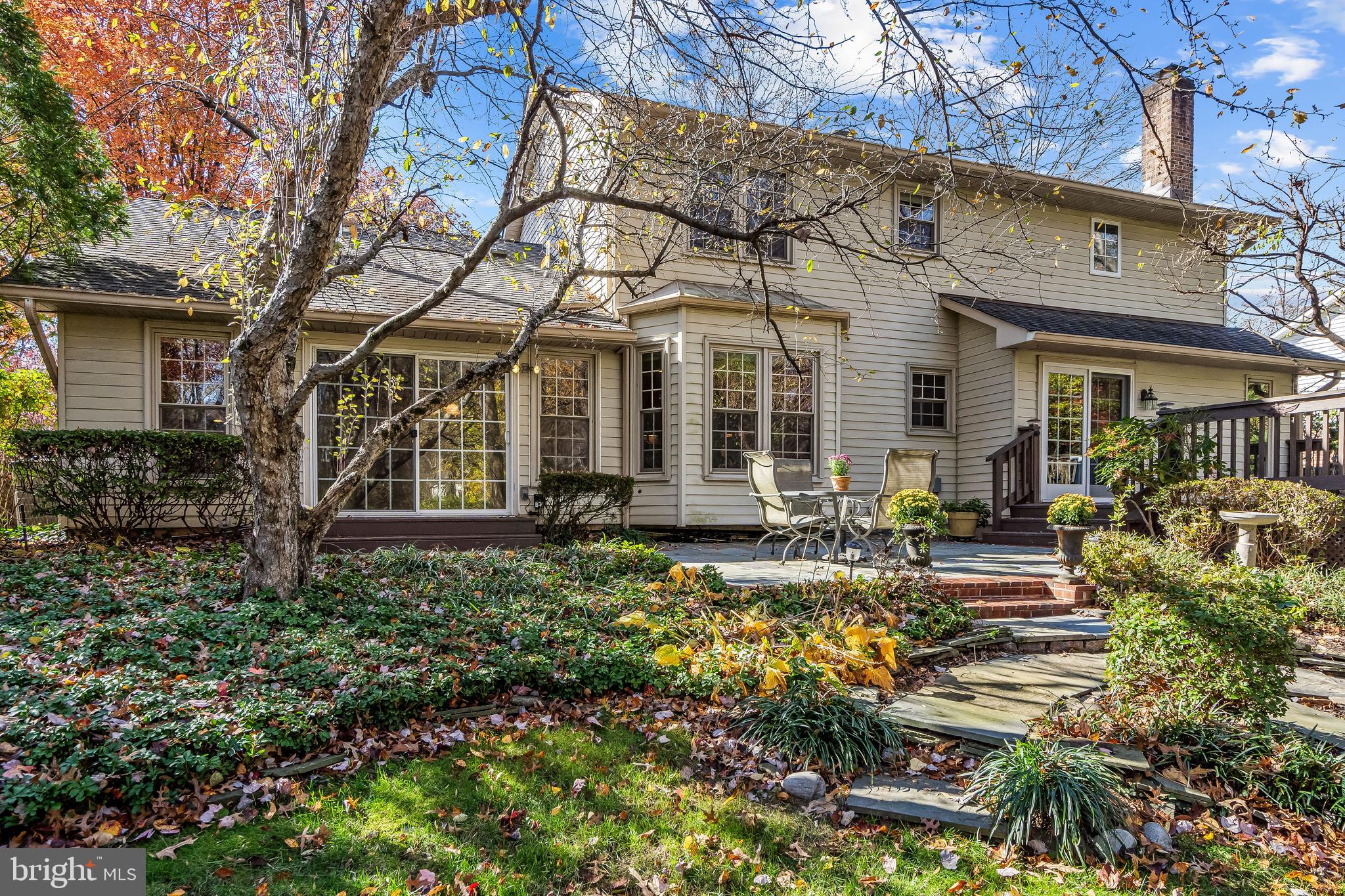 OAKTON GLEN - Residential