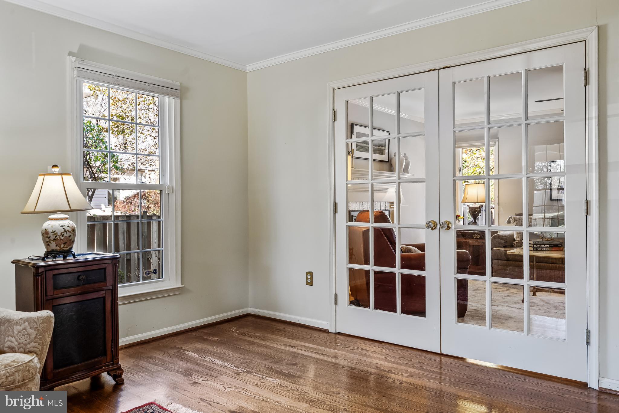 OAKTON GLEN - Residential