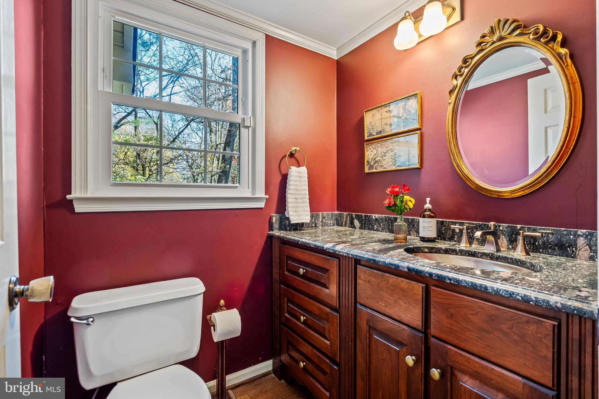 OAKTON GLEN - Residential