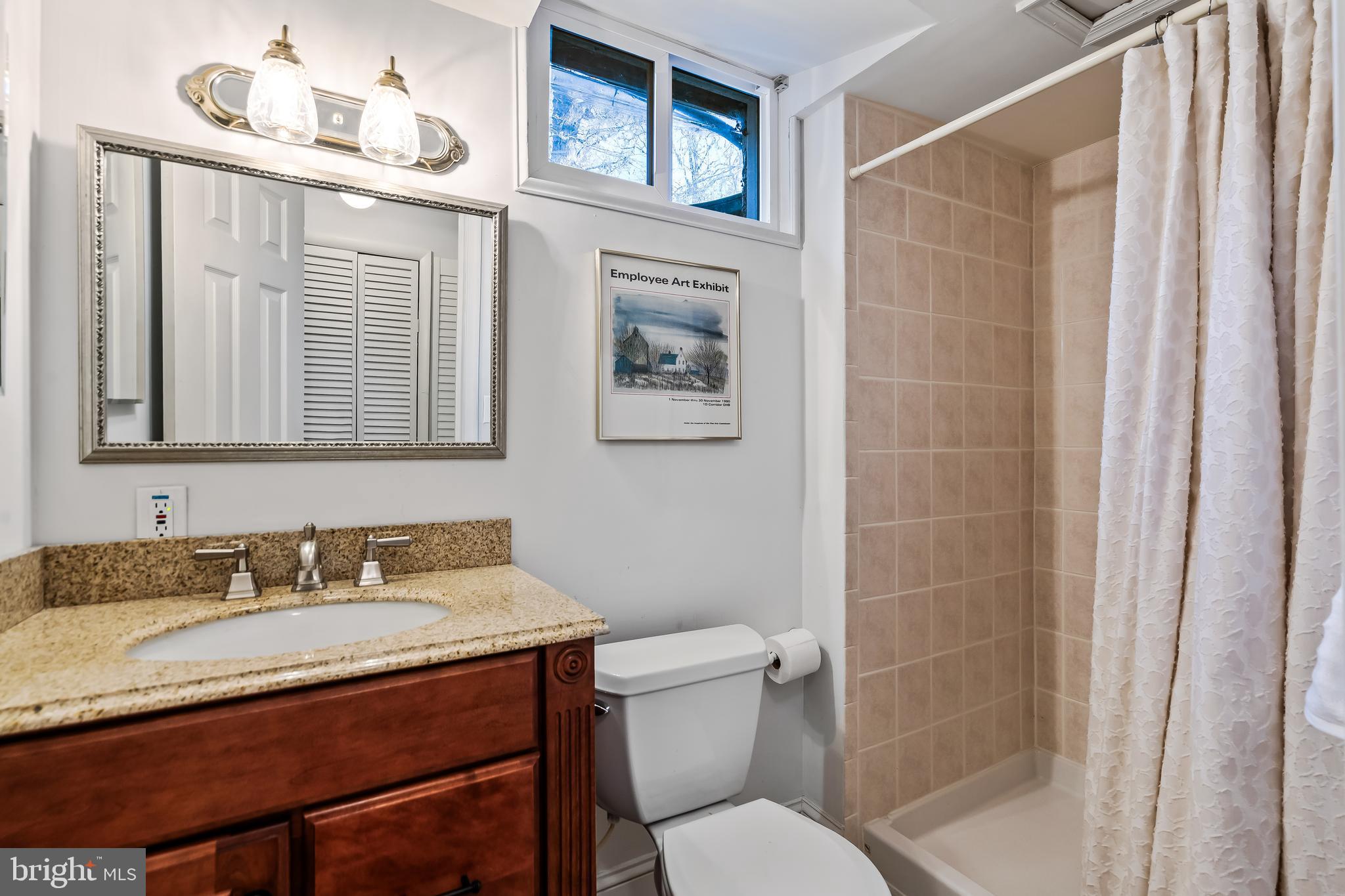 OAKTON GLEN - Residential