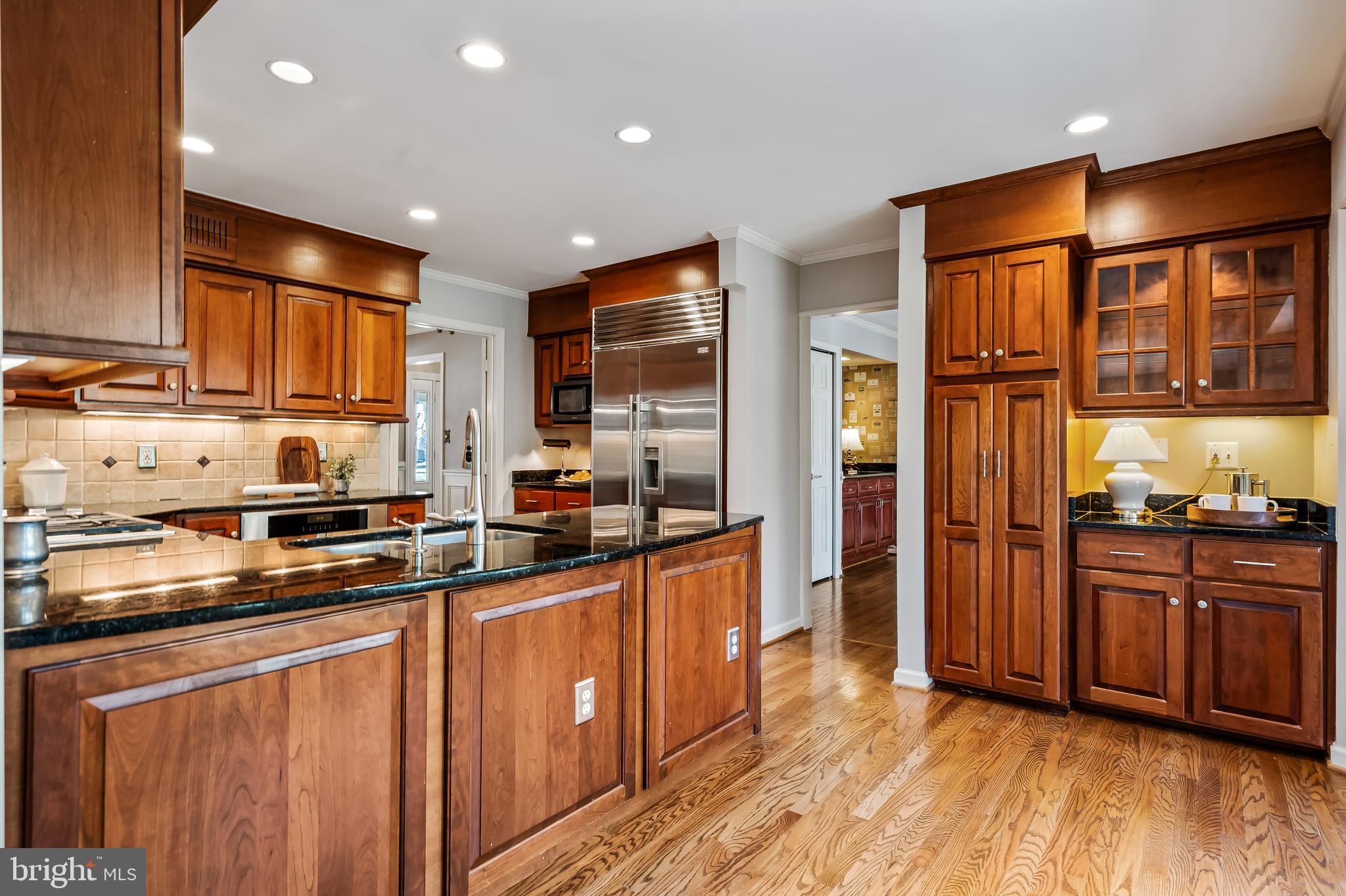 OAKTON GLEN - Residential