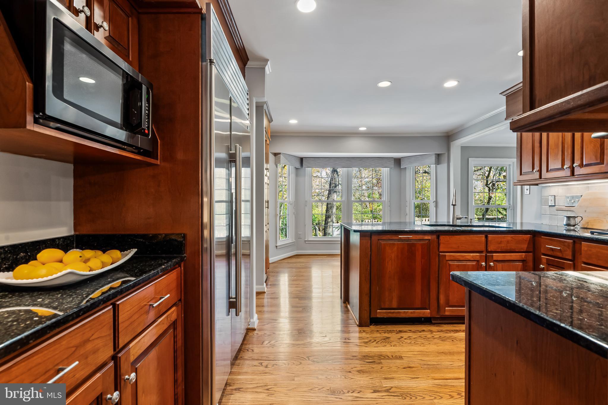 OAKTON GLEN - Residential