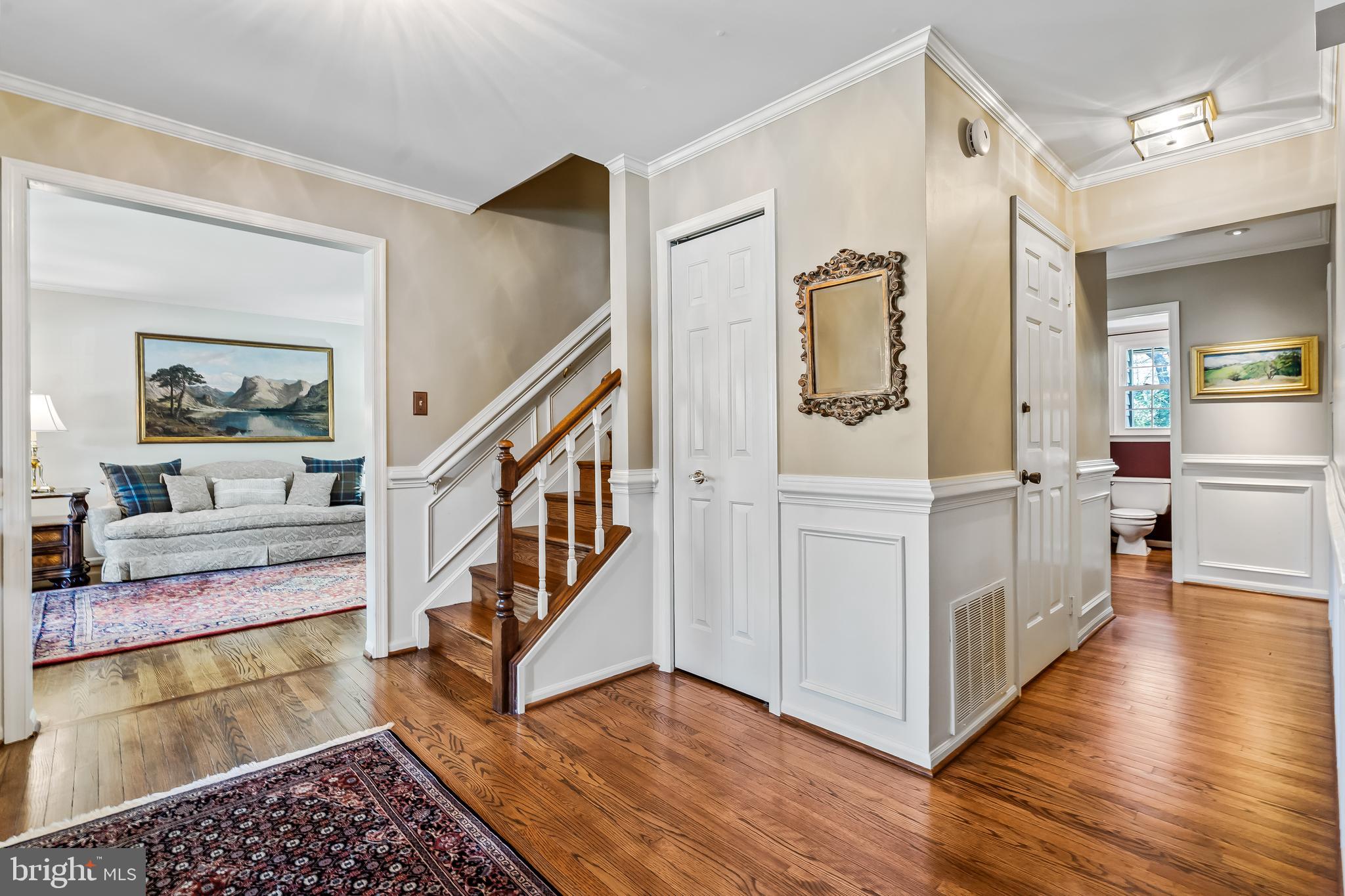 OAKTON GLEN - Residential