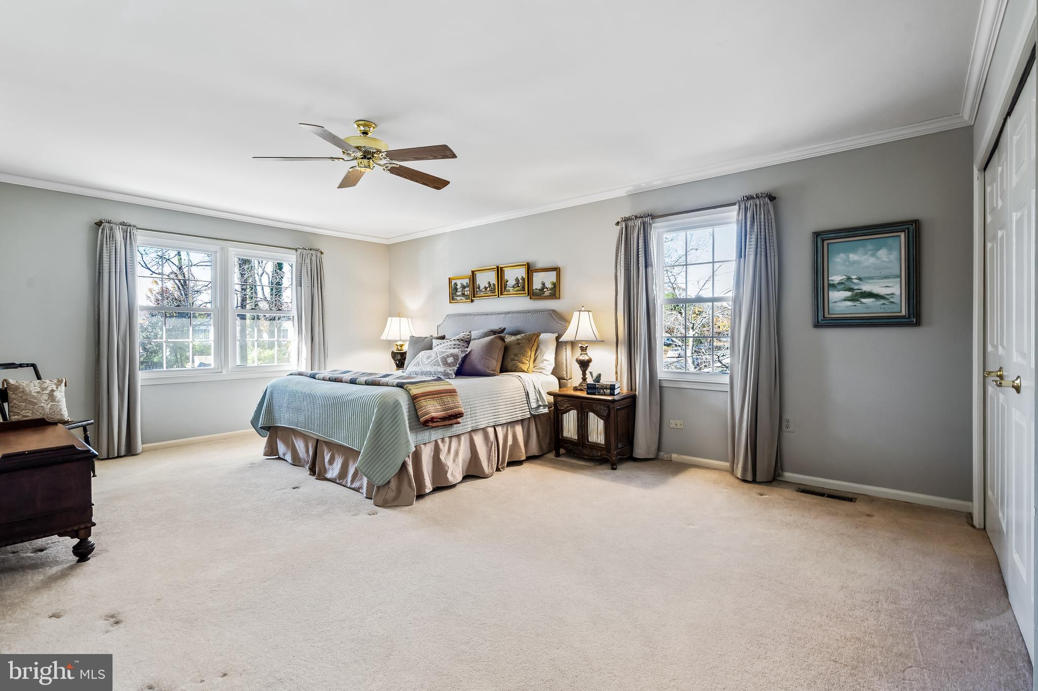 OAKTON GLEN - Residential