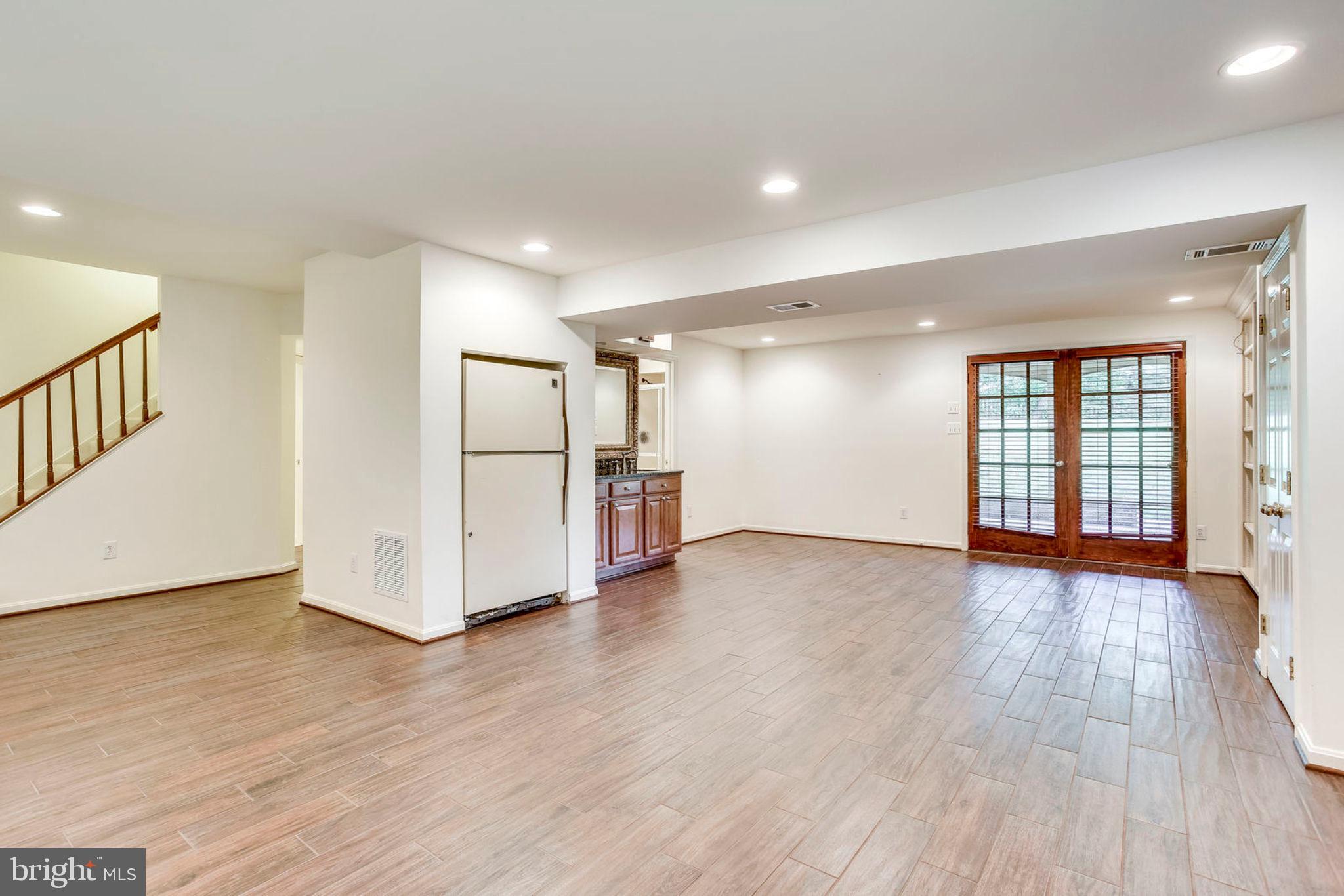 ROGERS FARM - Residential