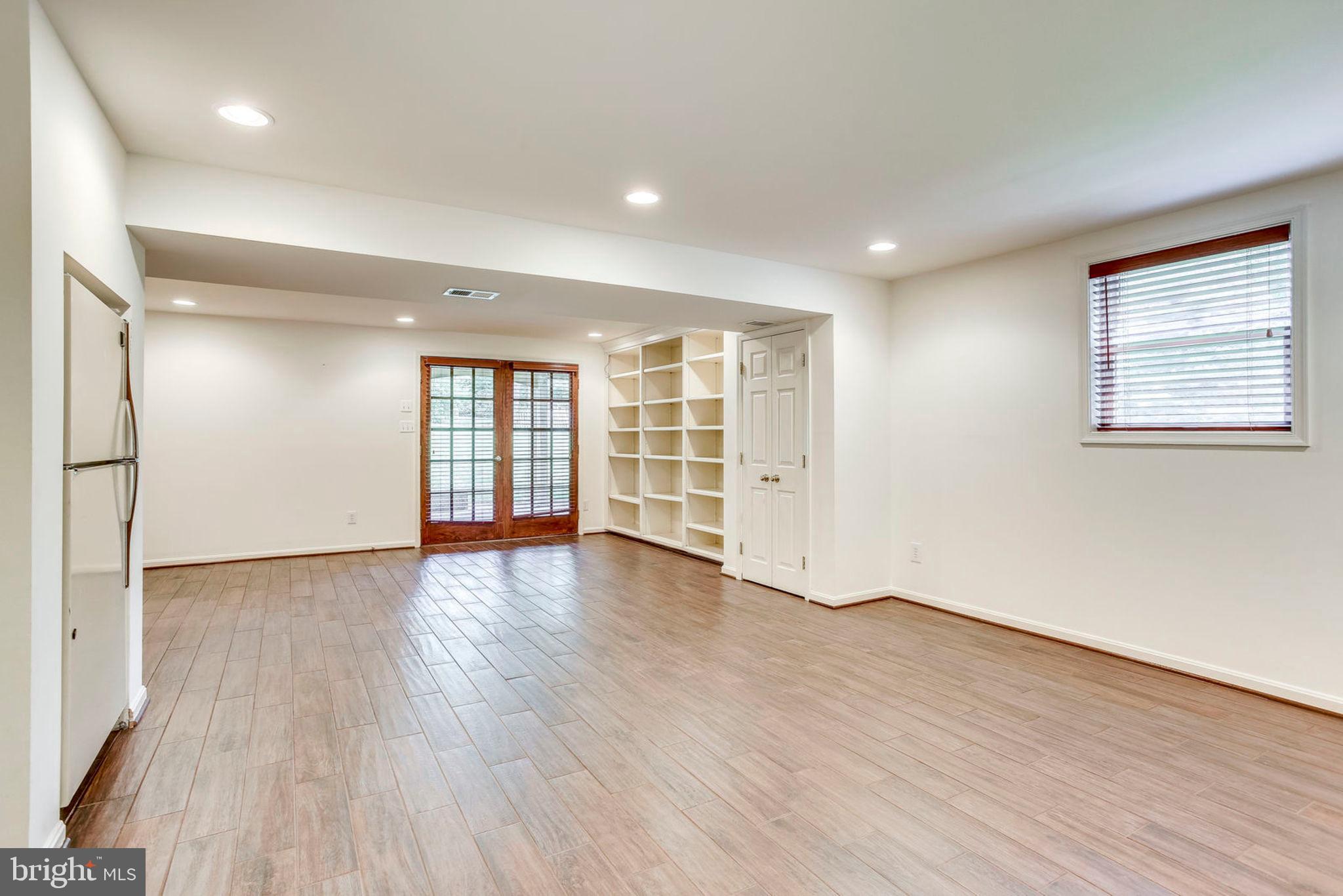 ROGERS FARM - Residential