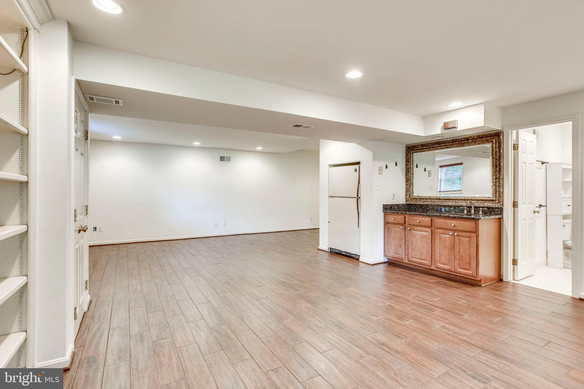 ROGERS FARM - Residential