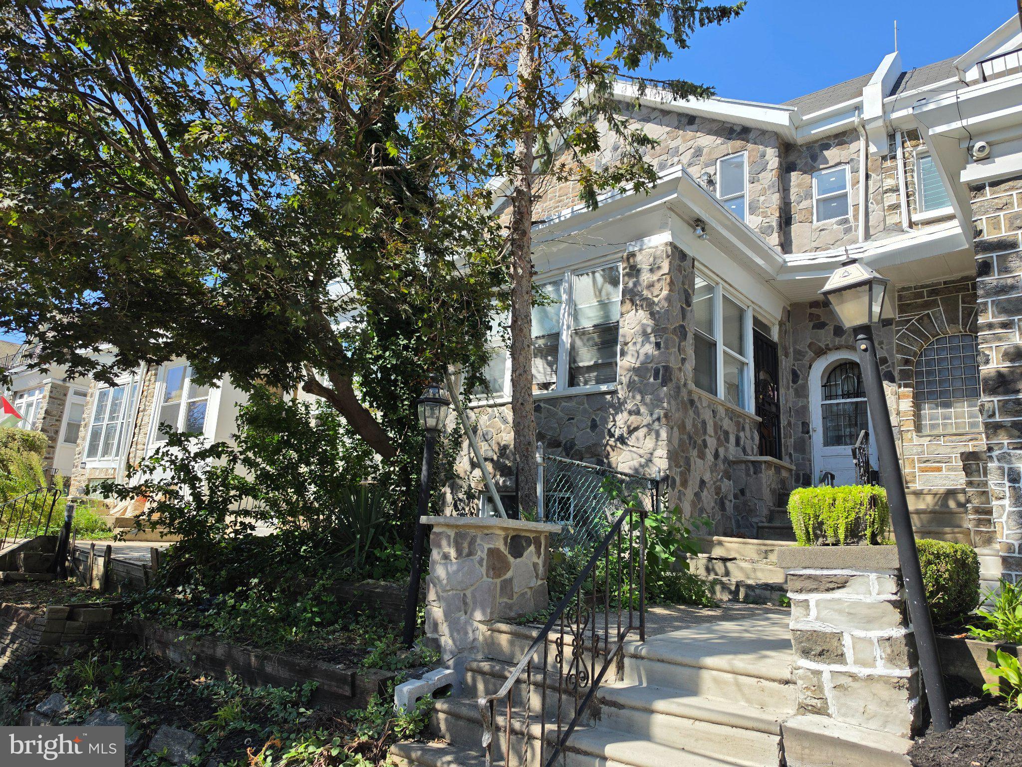 4939 PINE STREET