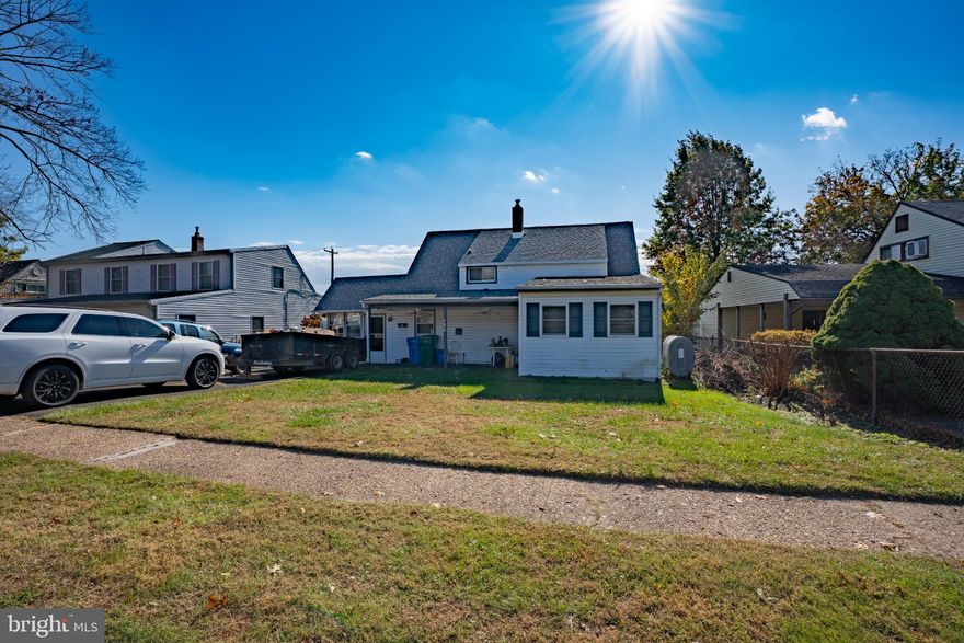 Welcome to 86 Wildflower Road, located in the Whitewood section of Levittown. This 3-bedroom, 1.5-bath home offers both comfort and functionality, with thoughtful updates throughout. 

The expanded main bedroom offers extra space for a sitting area or office. Enjoy newer appliances, a newer roof, and a large fenced backyard with patio, fire pit, and shed. Features also include a bright 3-seasons room for added versatility. Conveniently located near shopping, parks, and major routes. Move-in ready and full of potential, whether you are a first time homebuyer or investor. Schedule your showing today!