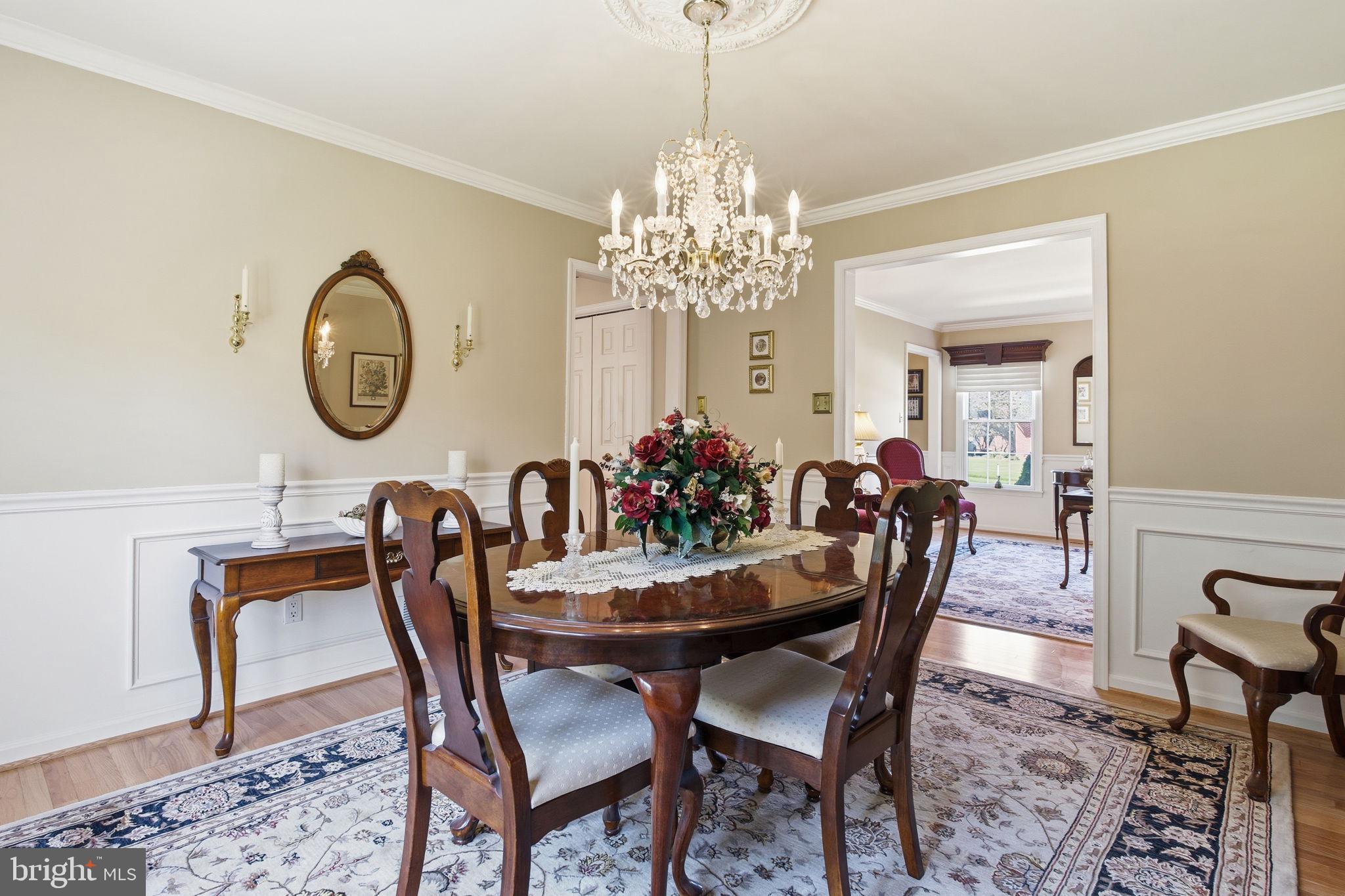 217 ROLLING KNOLL DRIVE