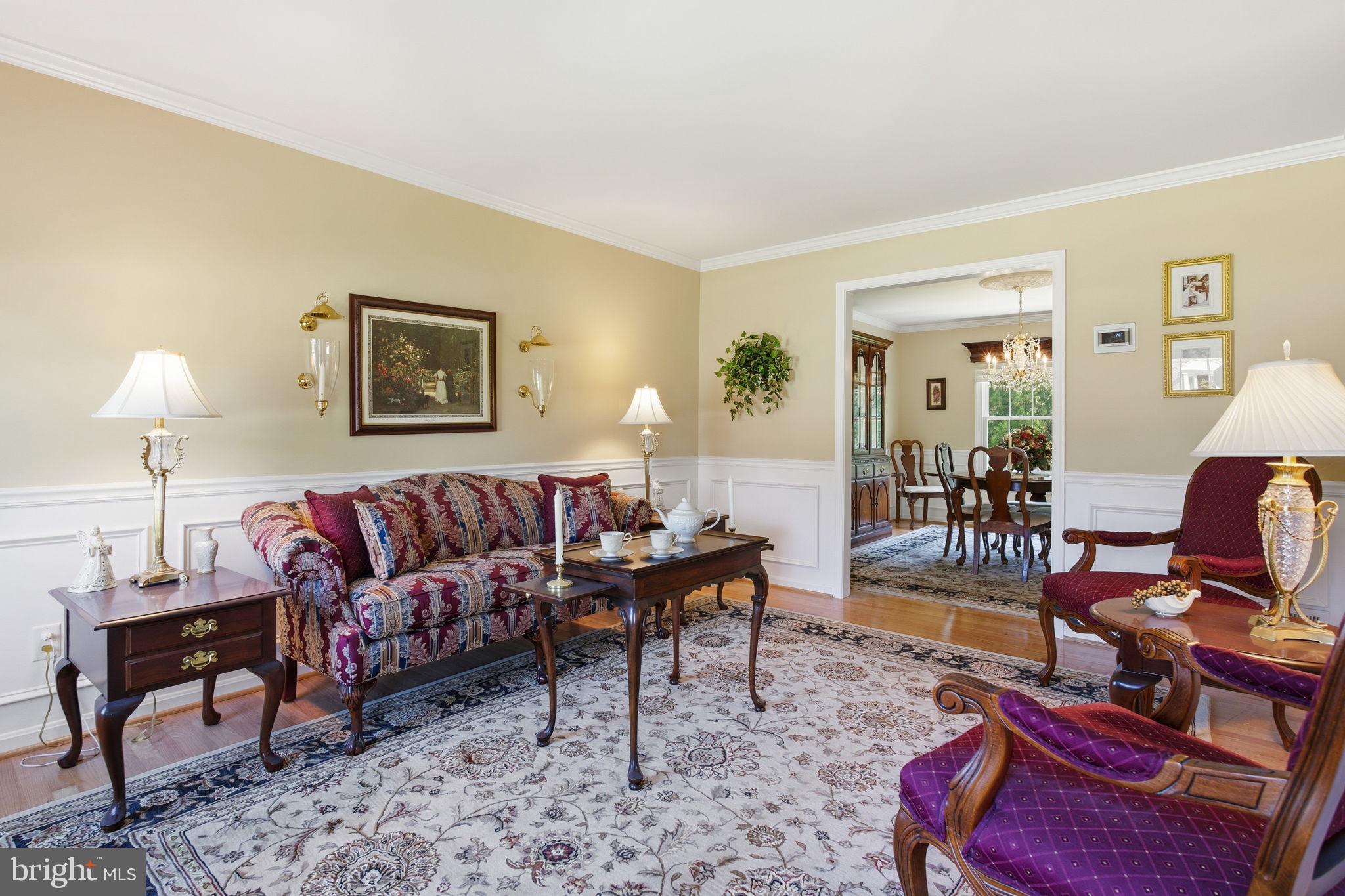 217 ROLLING KNOLL DRIVE