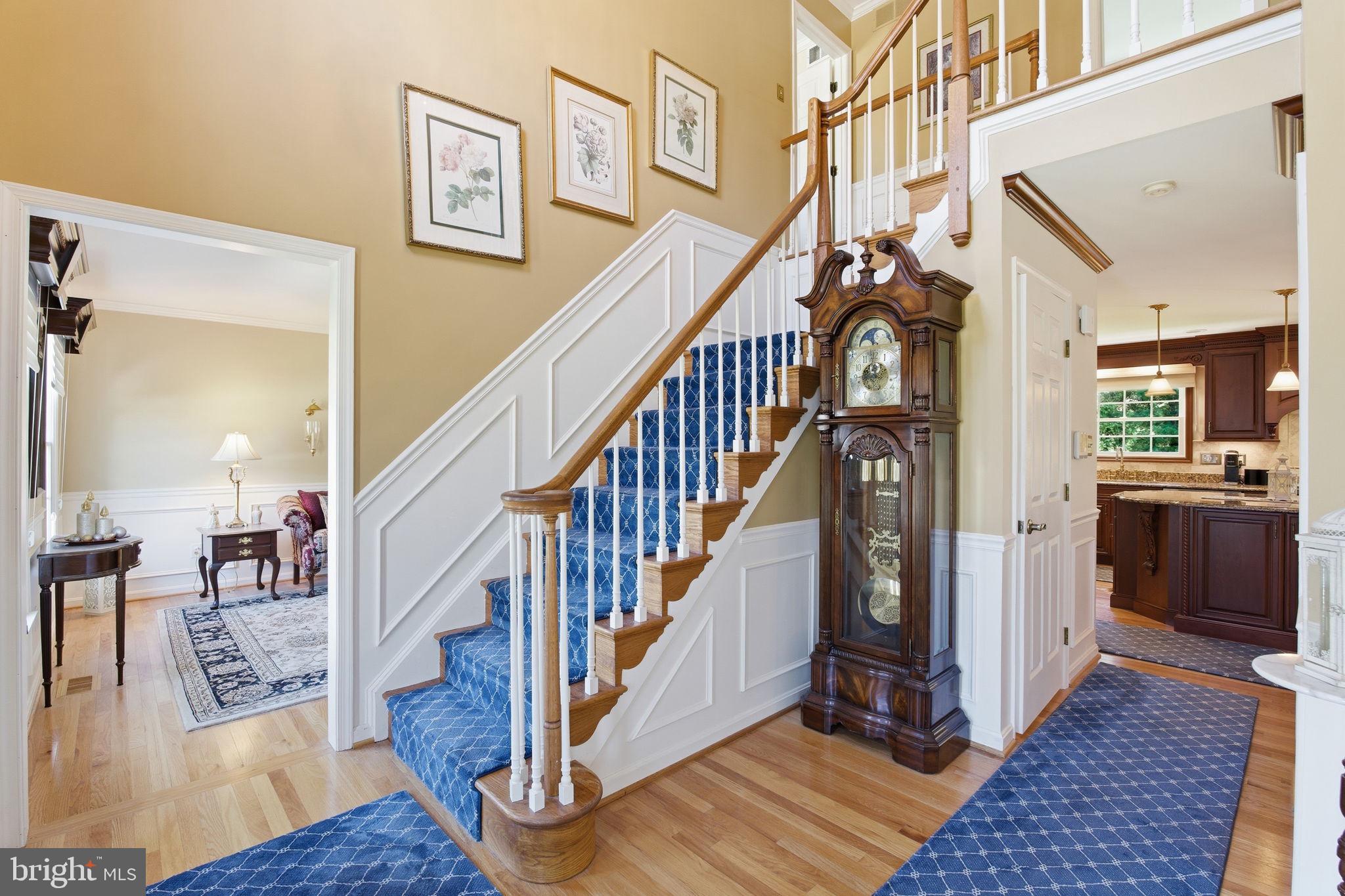 217 ROLLING KNOLL DRIVE