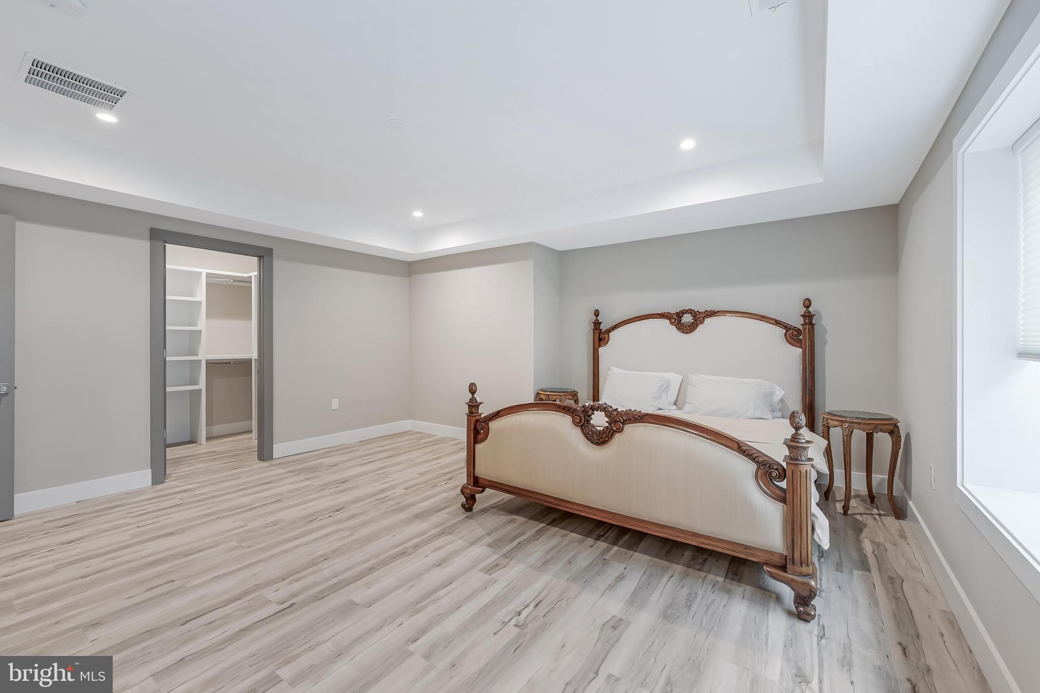 OLIVER ESTATES - Residential