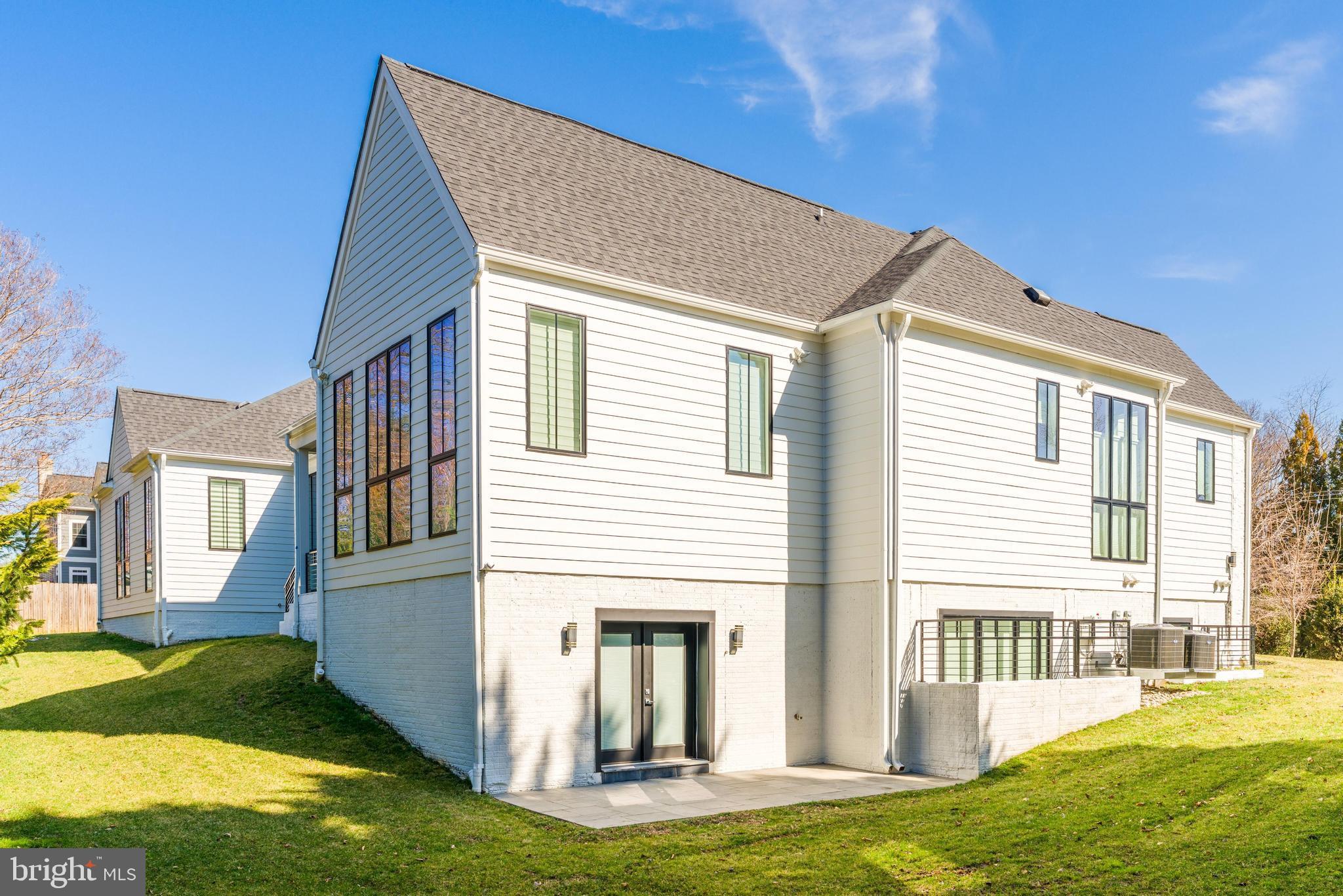 OLIVER ESTATES - Residential