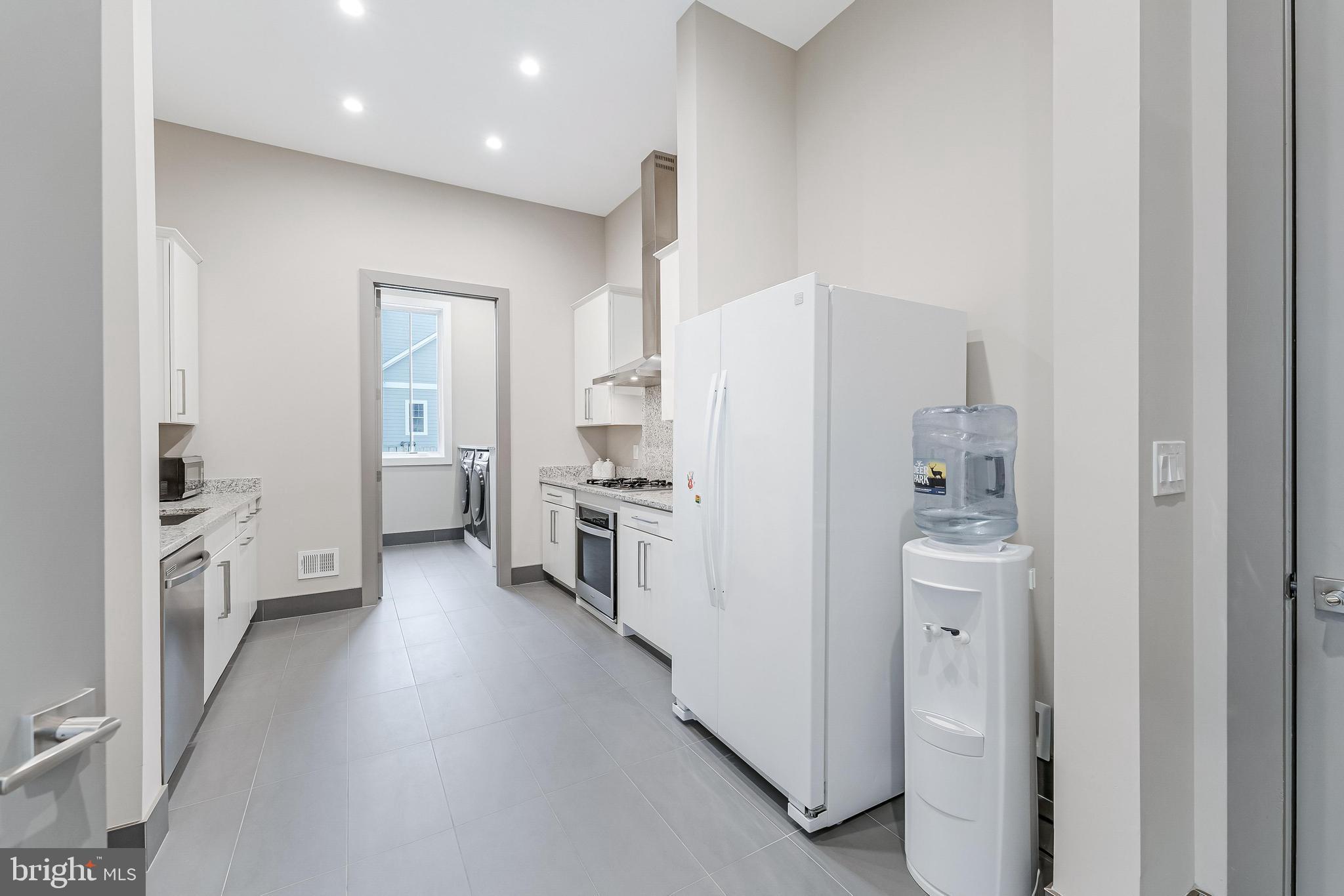 OLIVER ESTATES - Residential