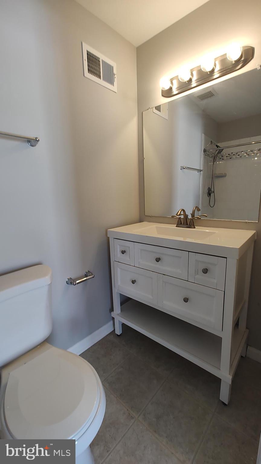 EVERGREEN AT PUTTY HILL - Residential Lease