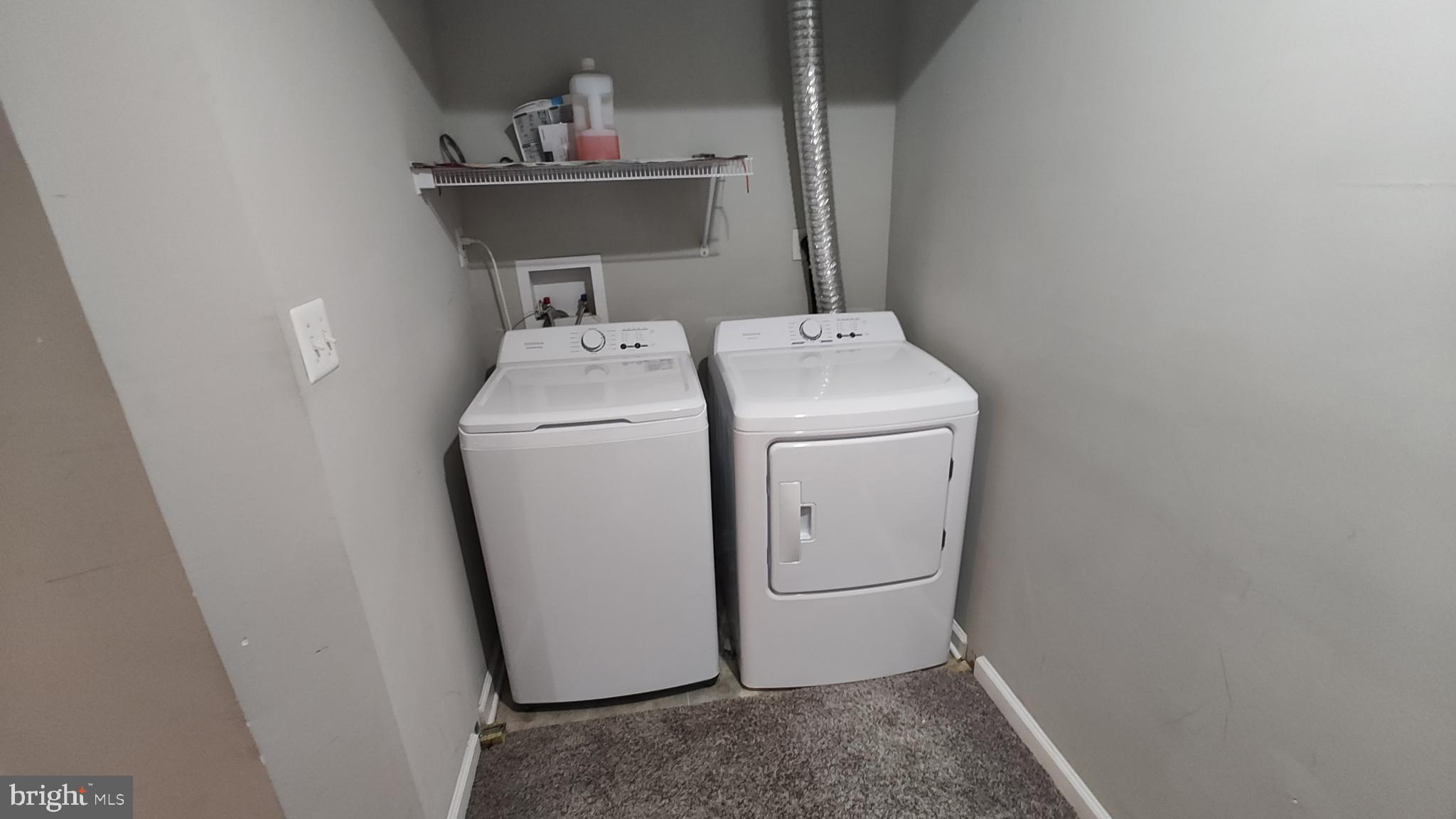 EVERGREEN AT PUTTY HILL - Residential Lease