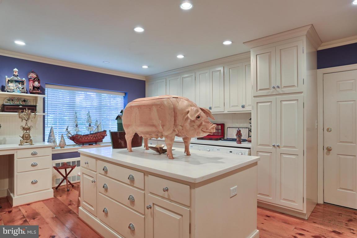 LANCASTER COUNTRY CLUB - Residential