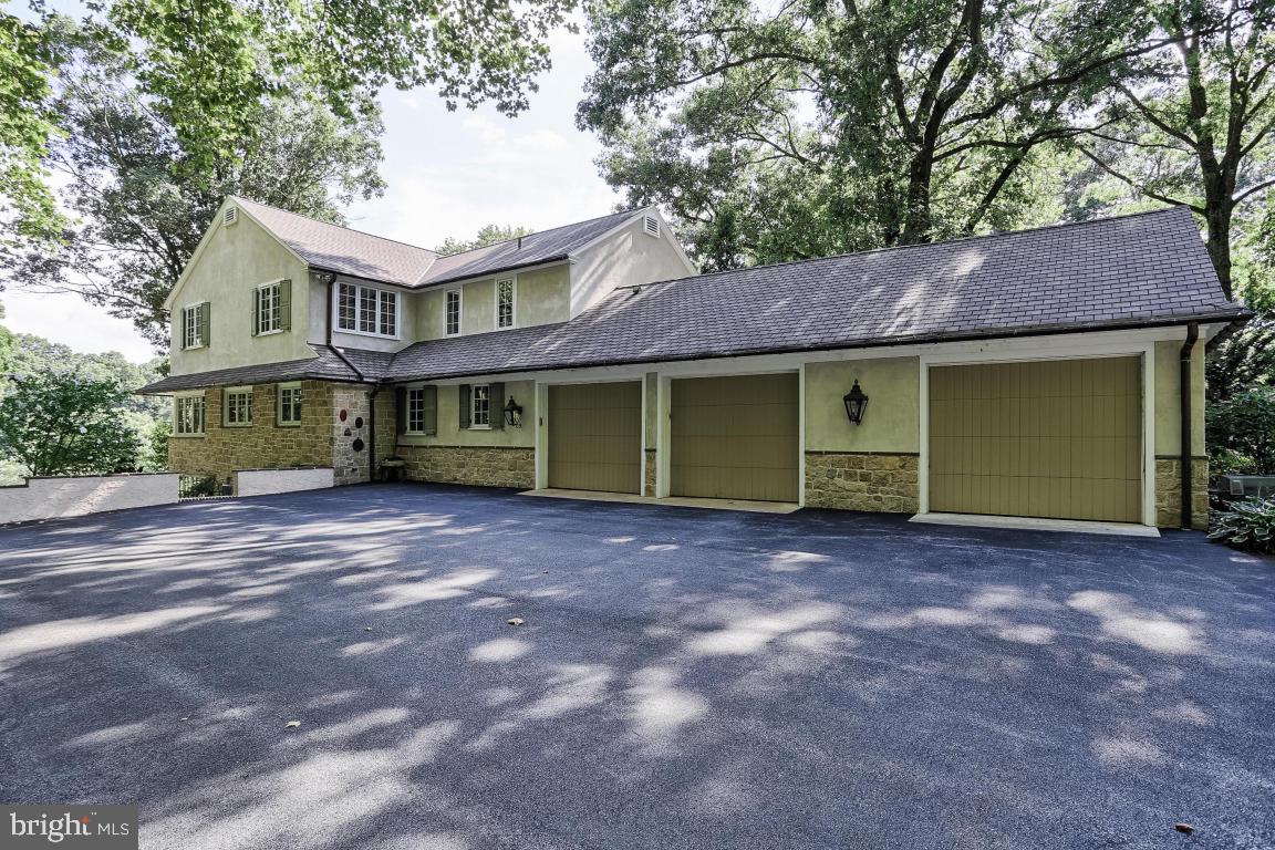 LANCASTER COUNTRY CLUB - Residential