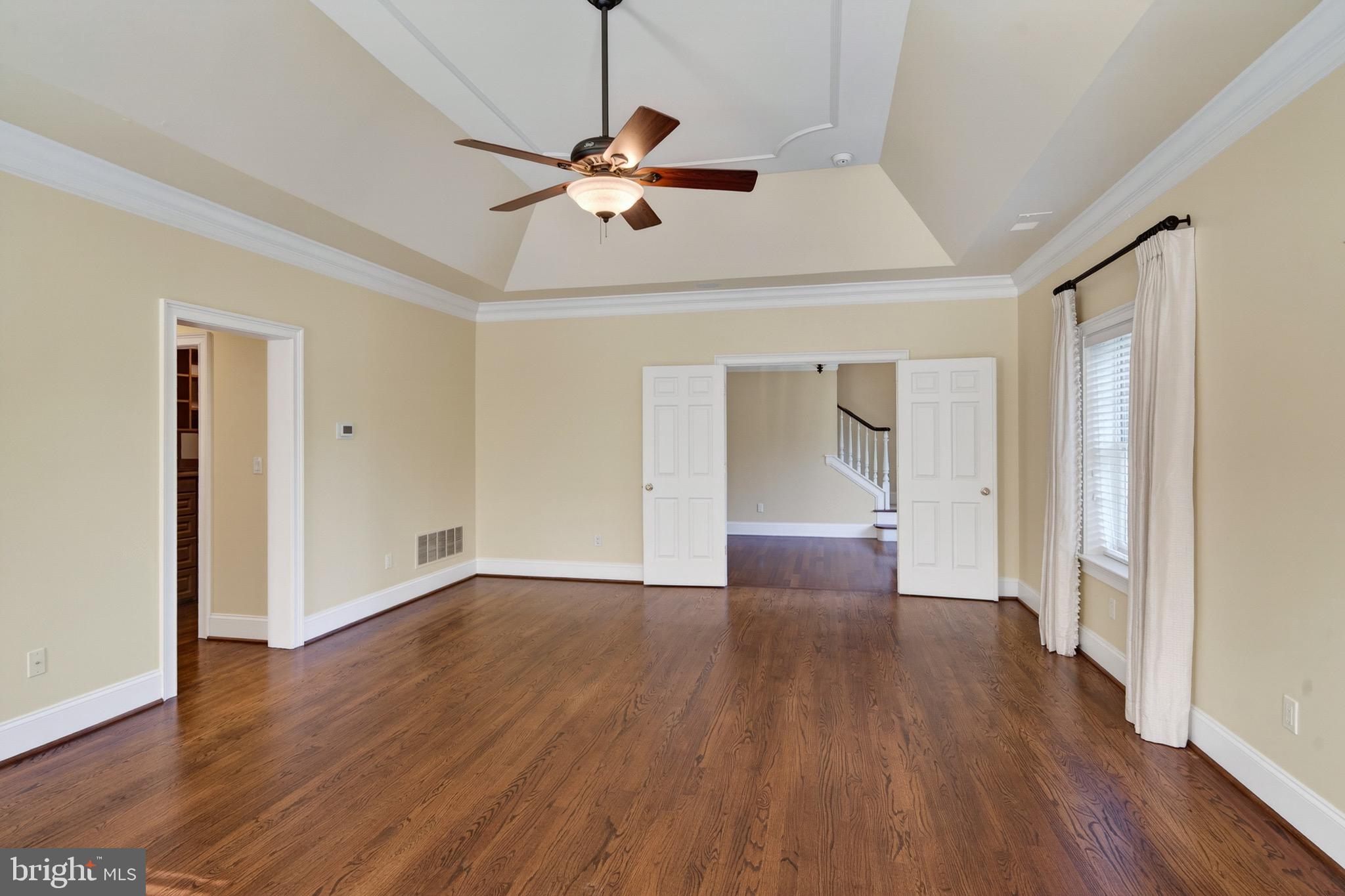 RADNOR HUNT - Residential