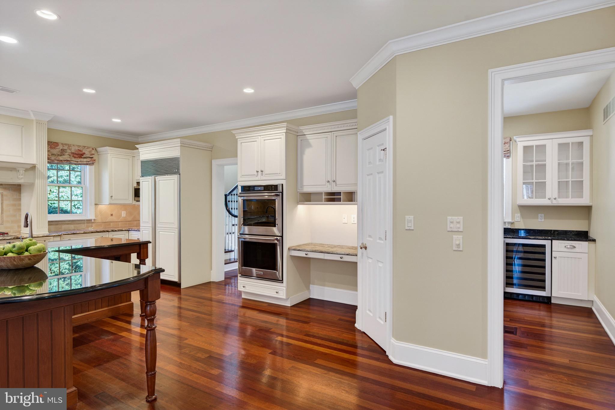 RADNOR HUNT - Residential
