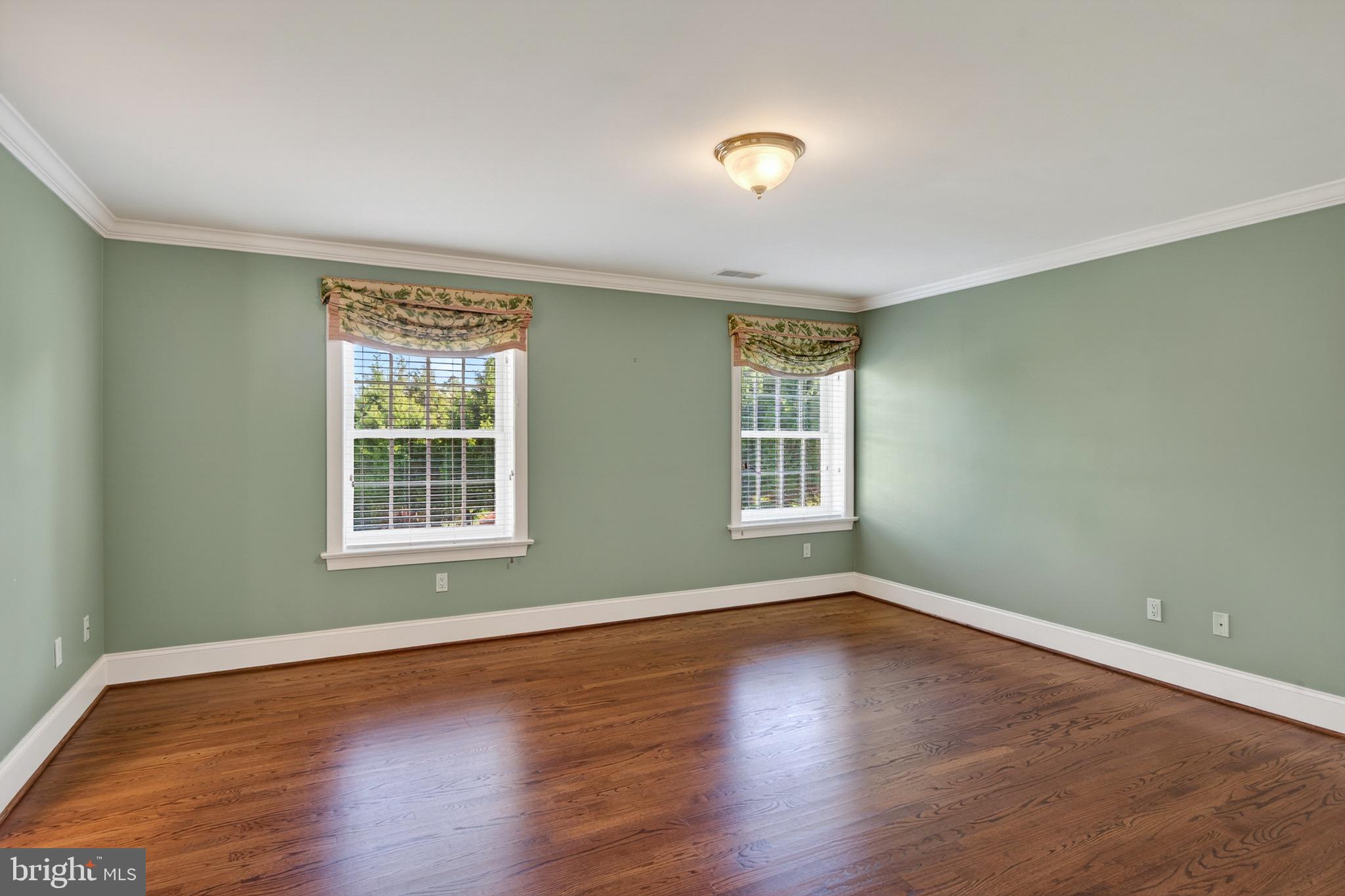 RADNOR HUNT - Residential