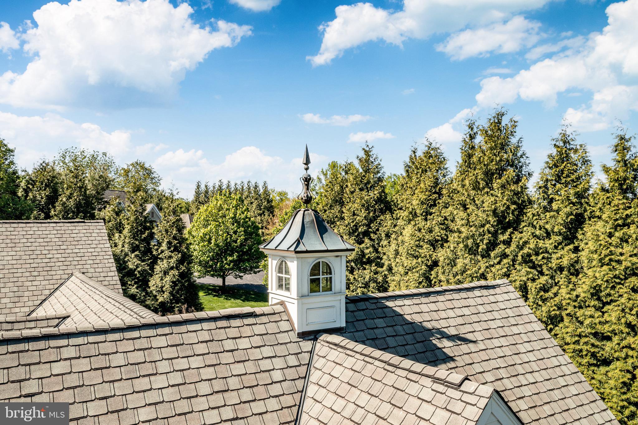 RADNOR HUNT - Residential