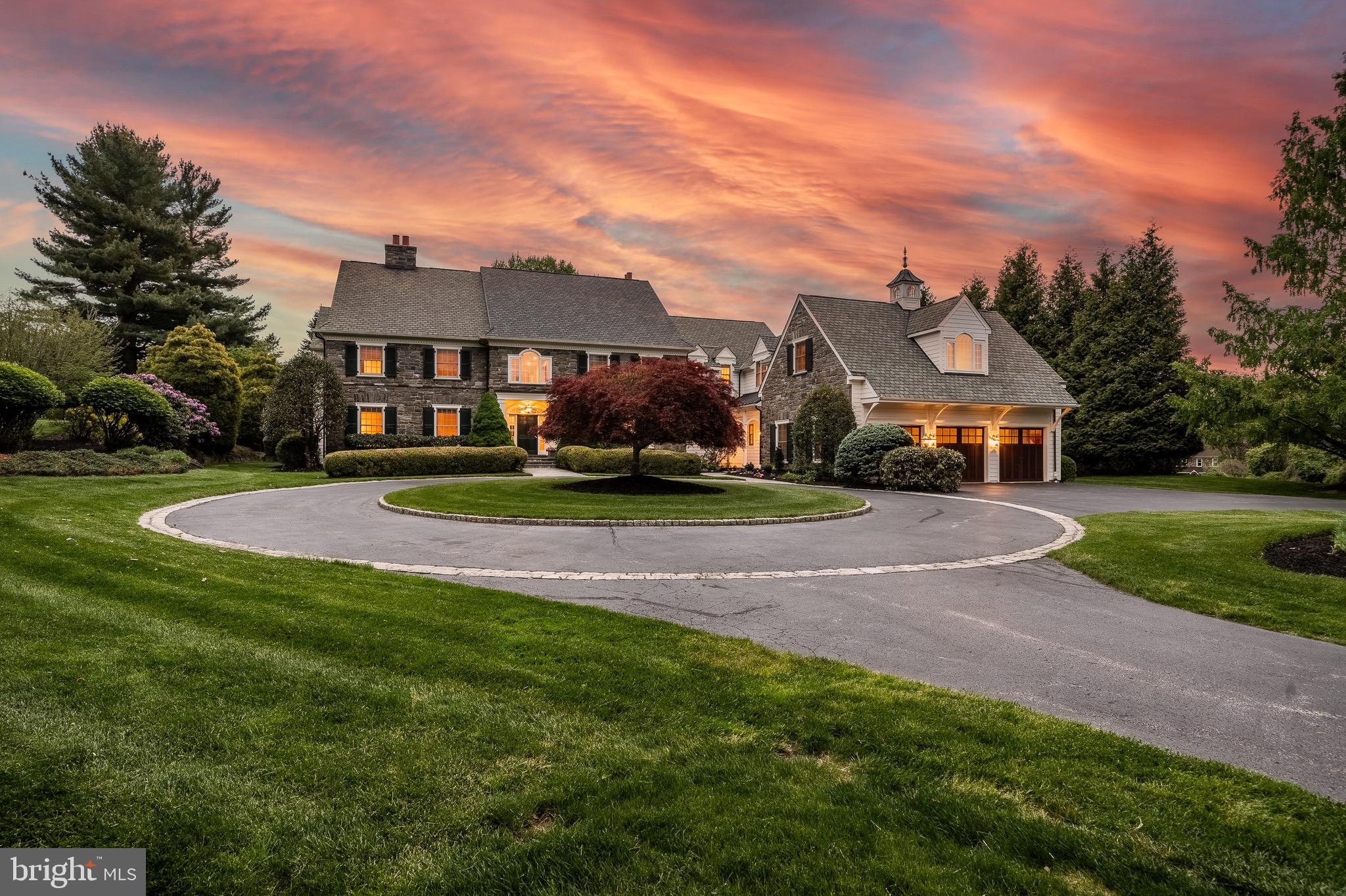 RADNOR HUNT - Residential