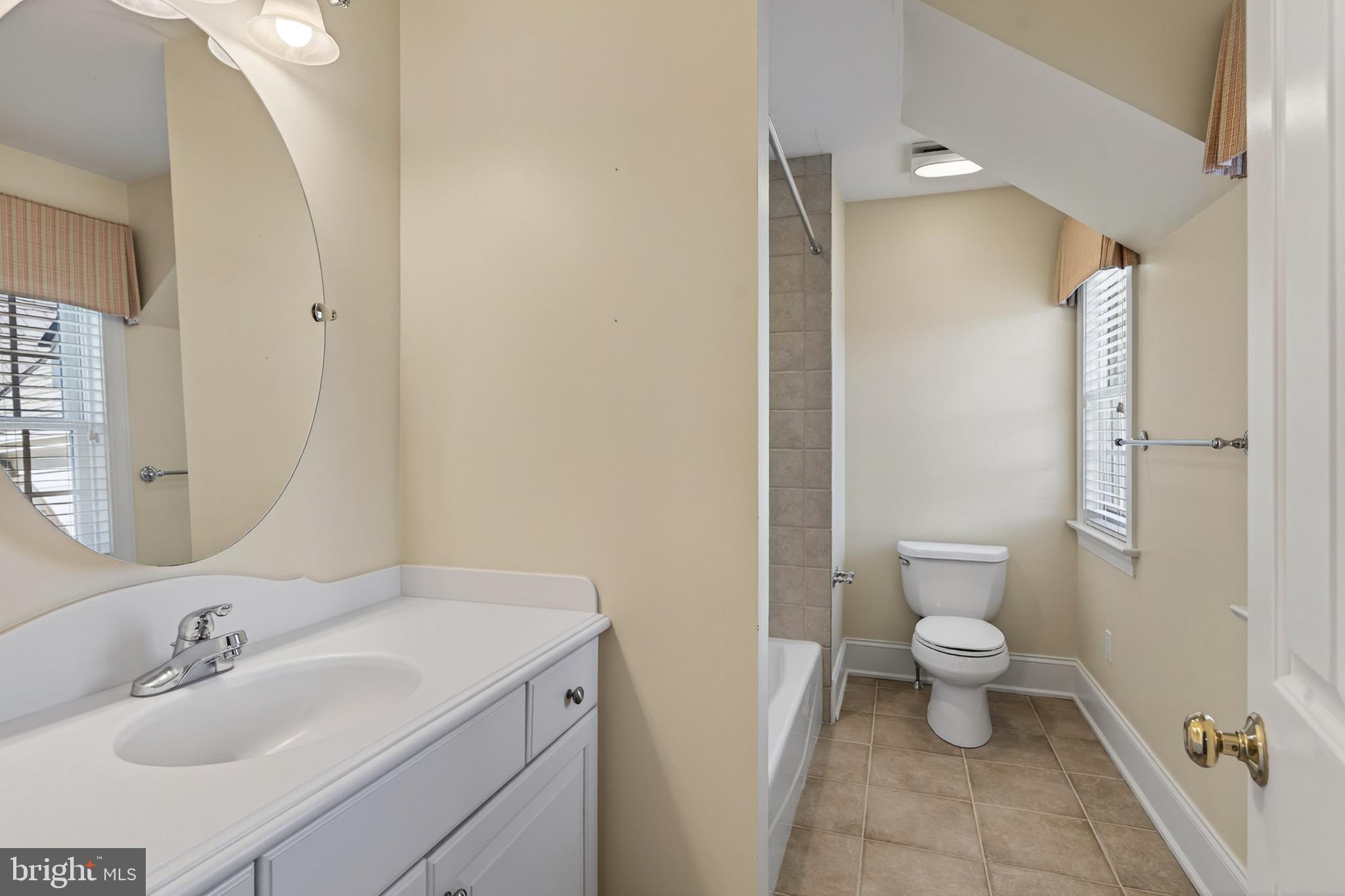 RADNOR HUNT - Residential