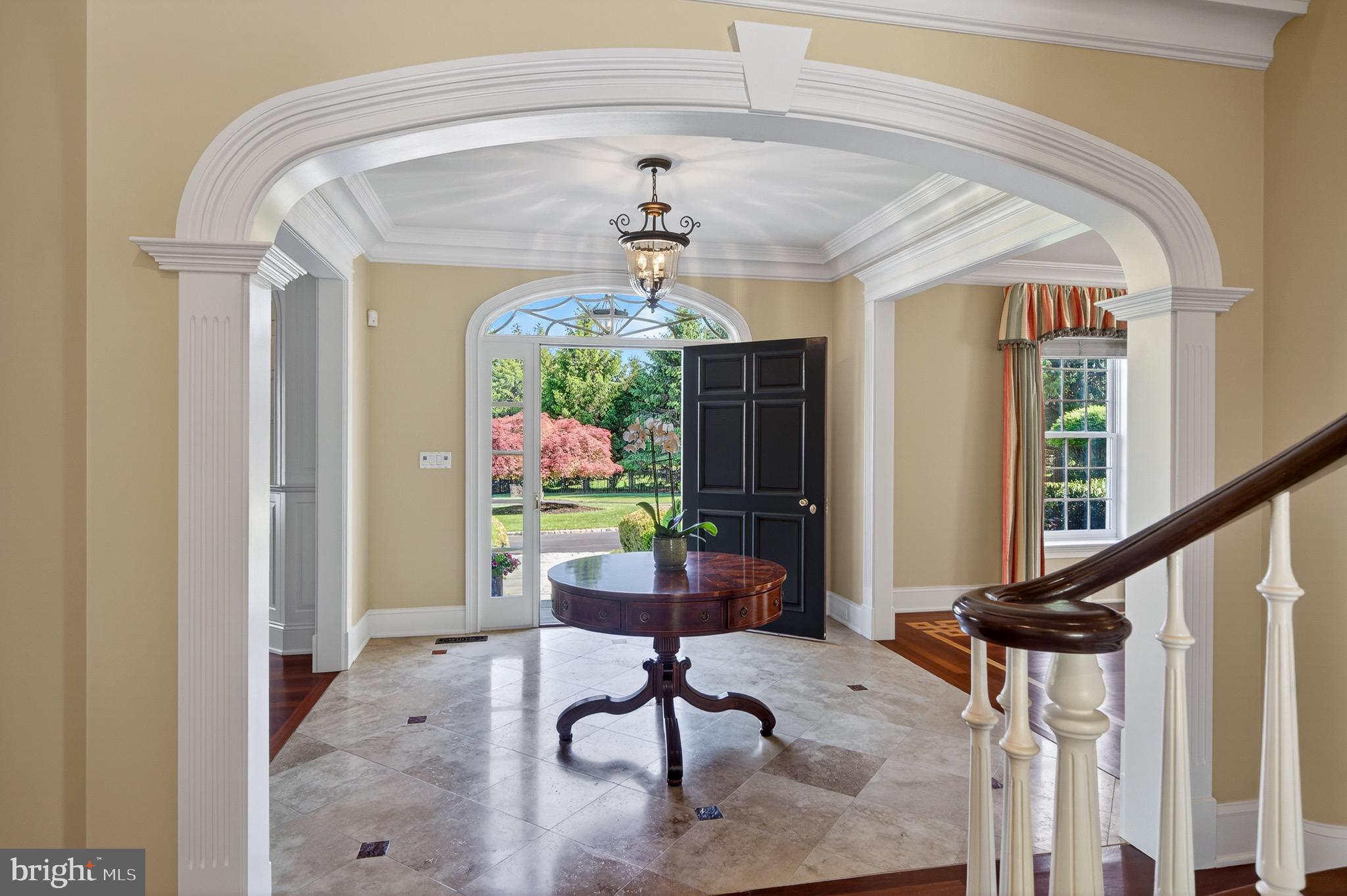 RADNOR HUNT - Residential