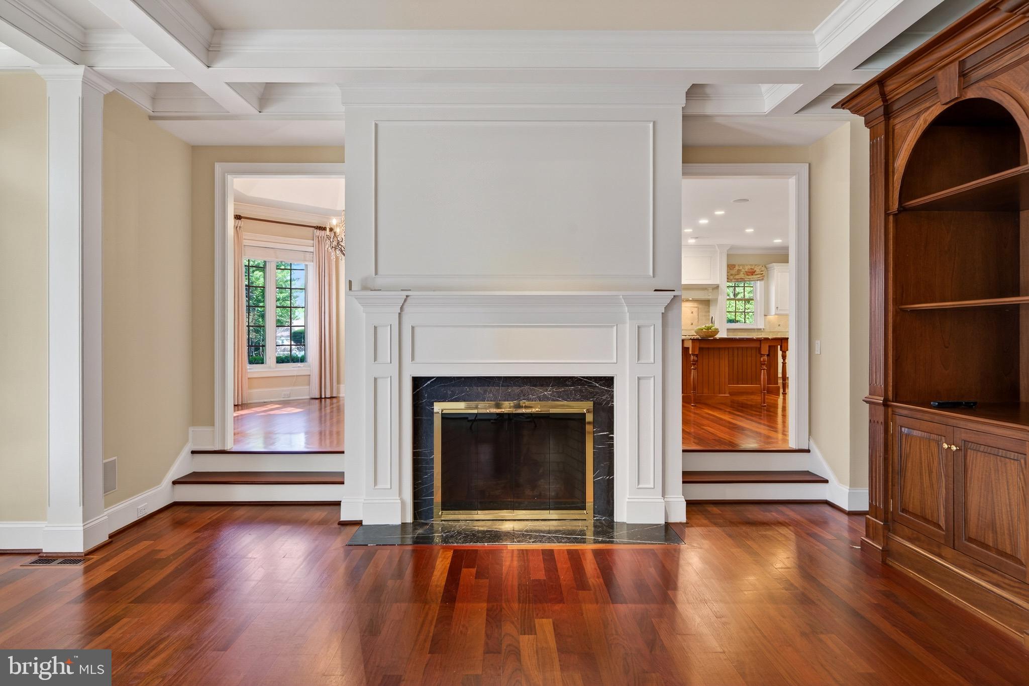 RADNOR HUNT - Residential