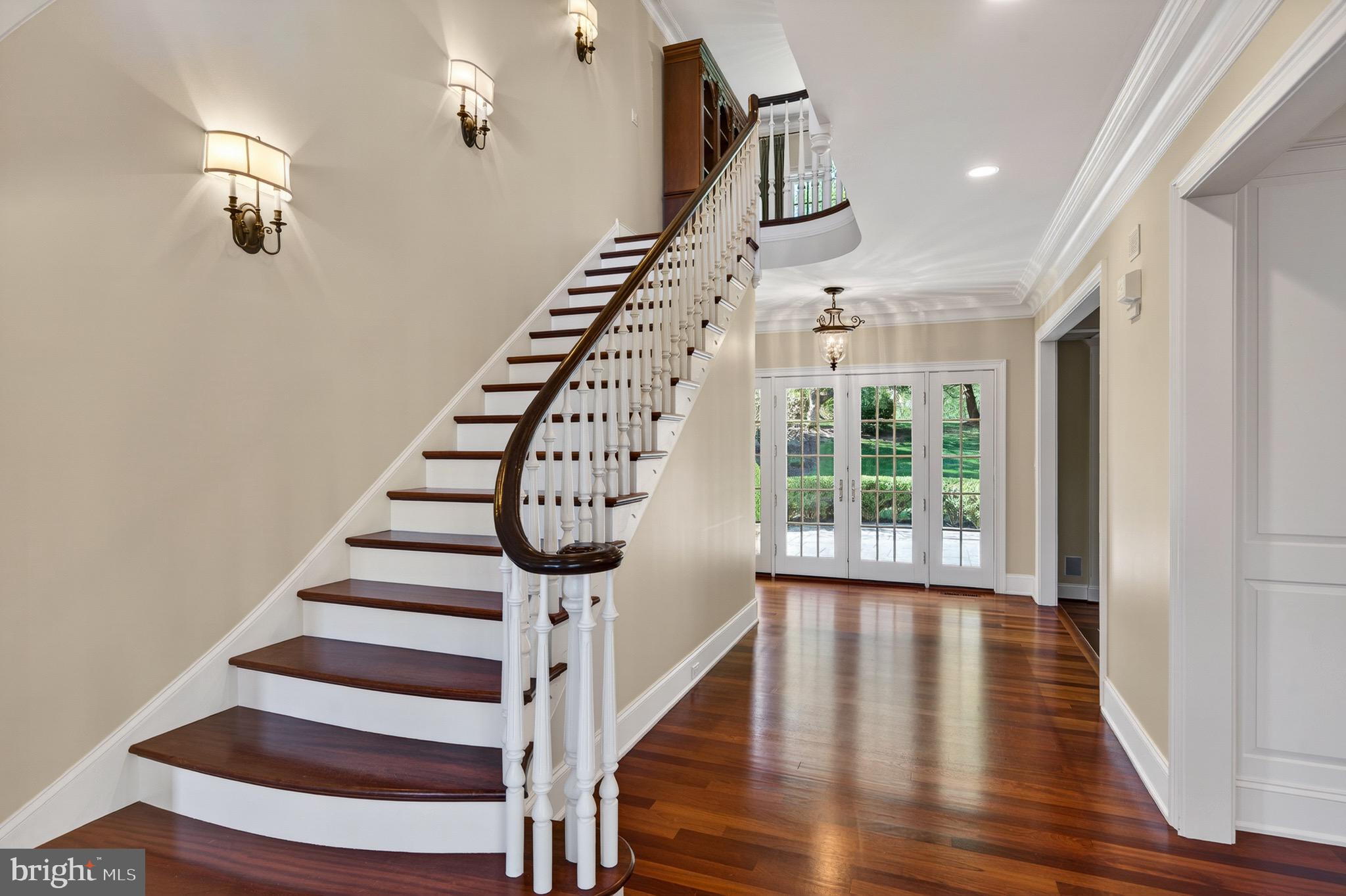 RADNOR HUNT - Residential