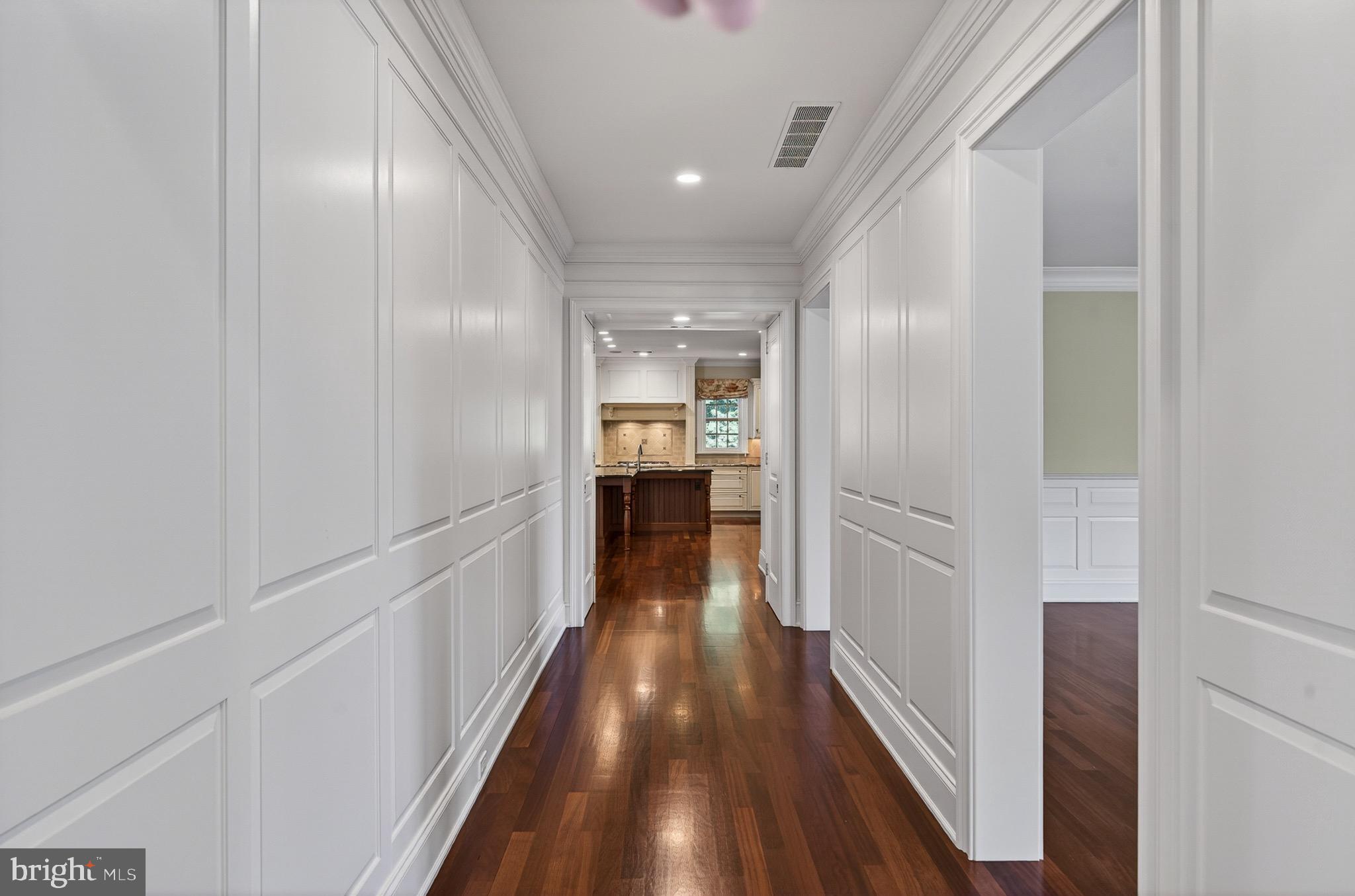 RADNOR HUNT - Residential