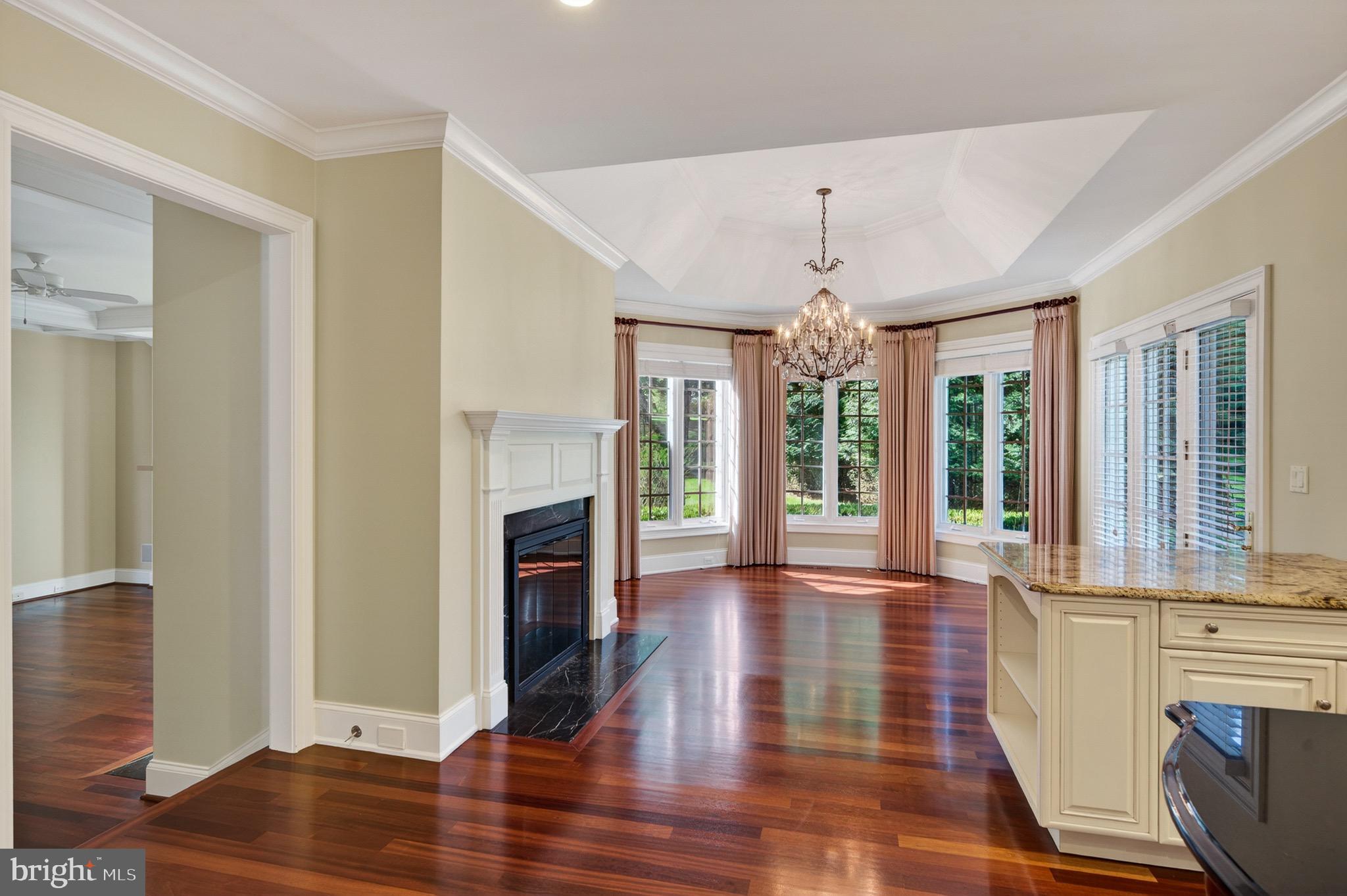RADNOR HUNT - Residential