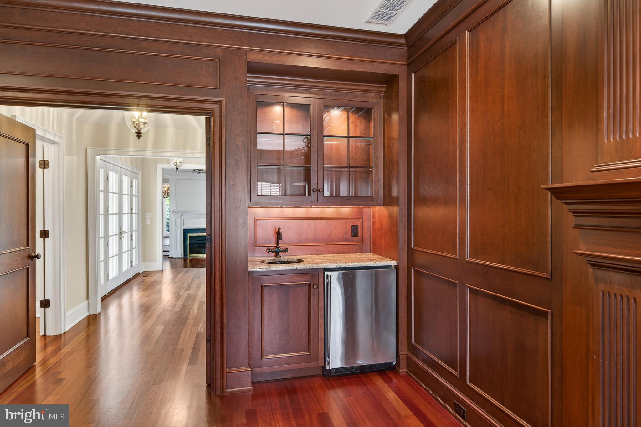 RADNOR HUNT - Residential