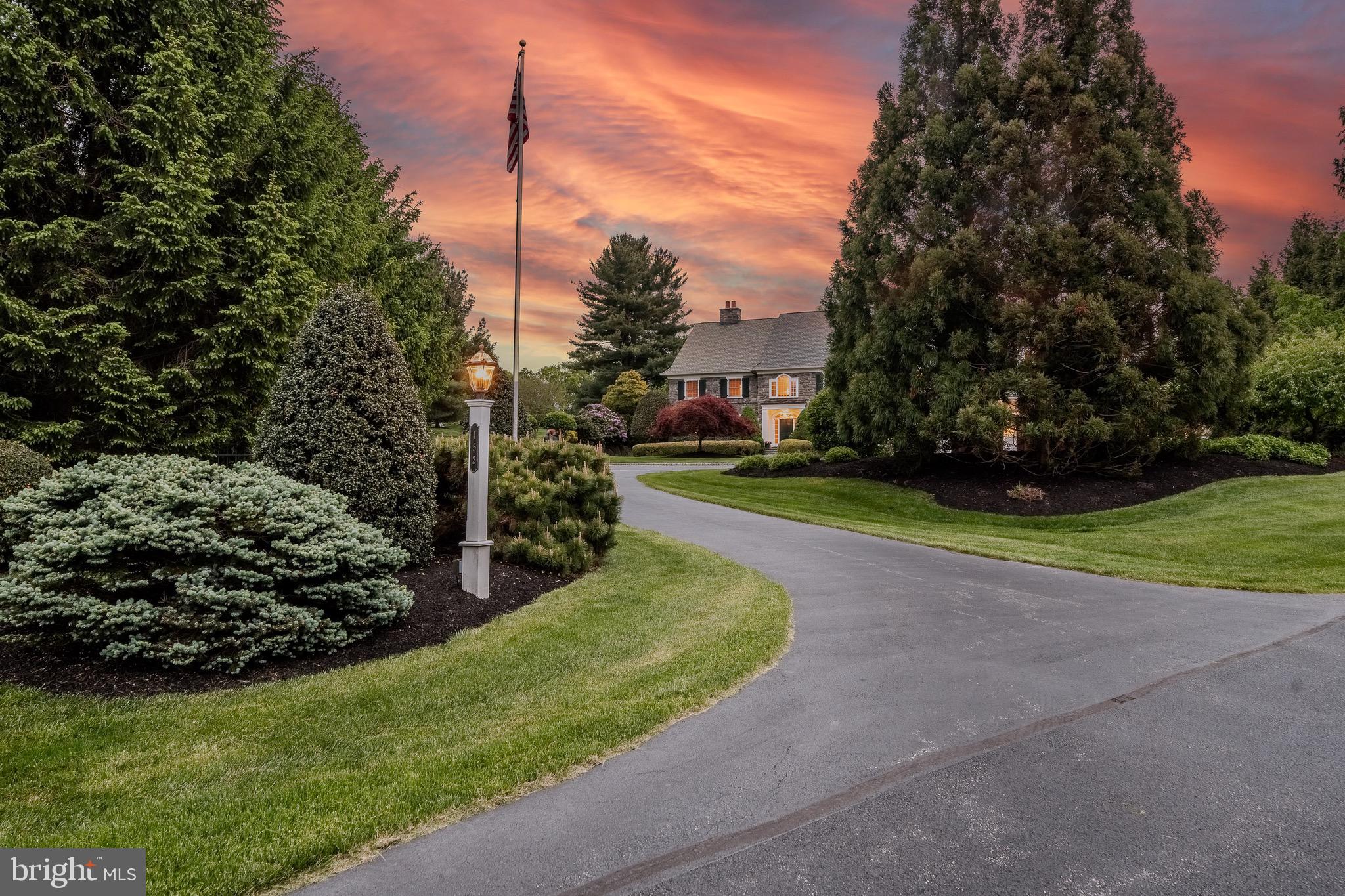 RADNOR HUNT - Residential