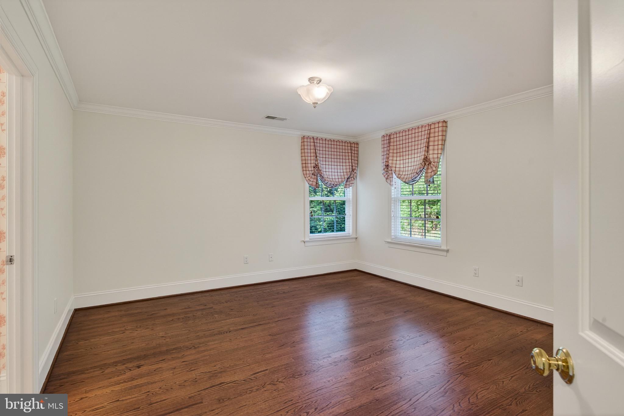 RADNOR HUNT - Residential