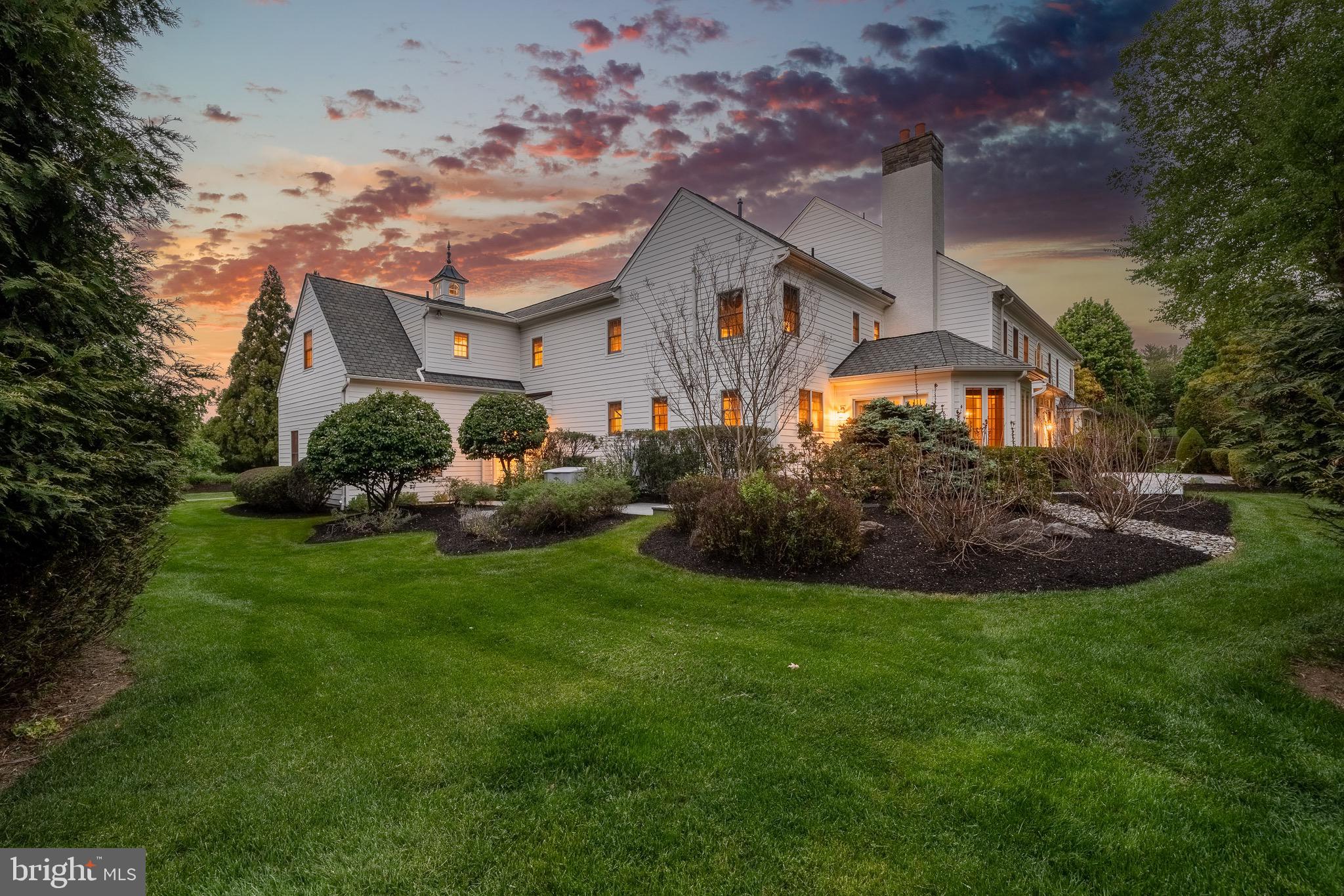 RADNOR HUNT - Residential