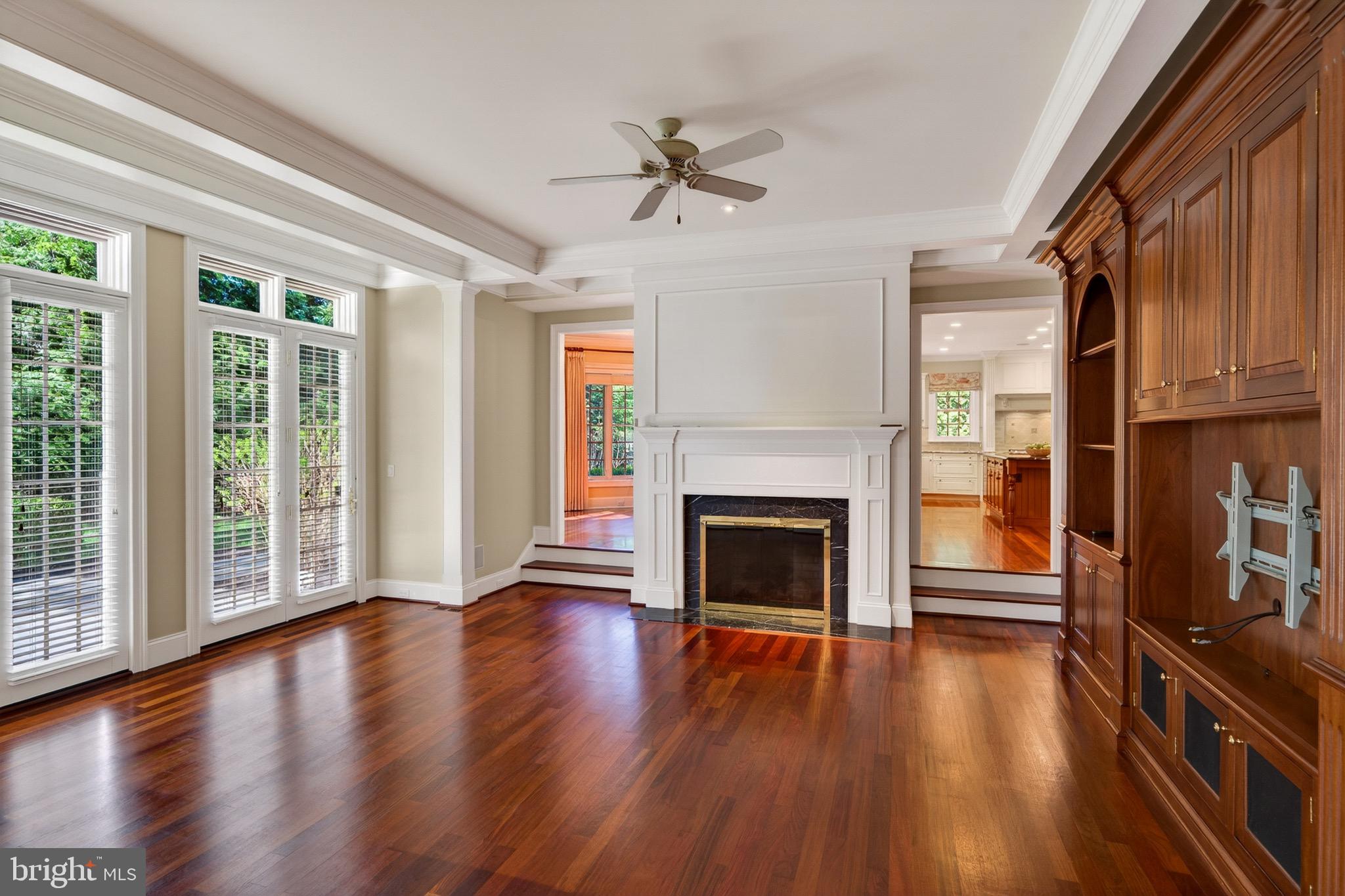 RADNOR HUNT - Residential