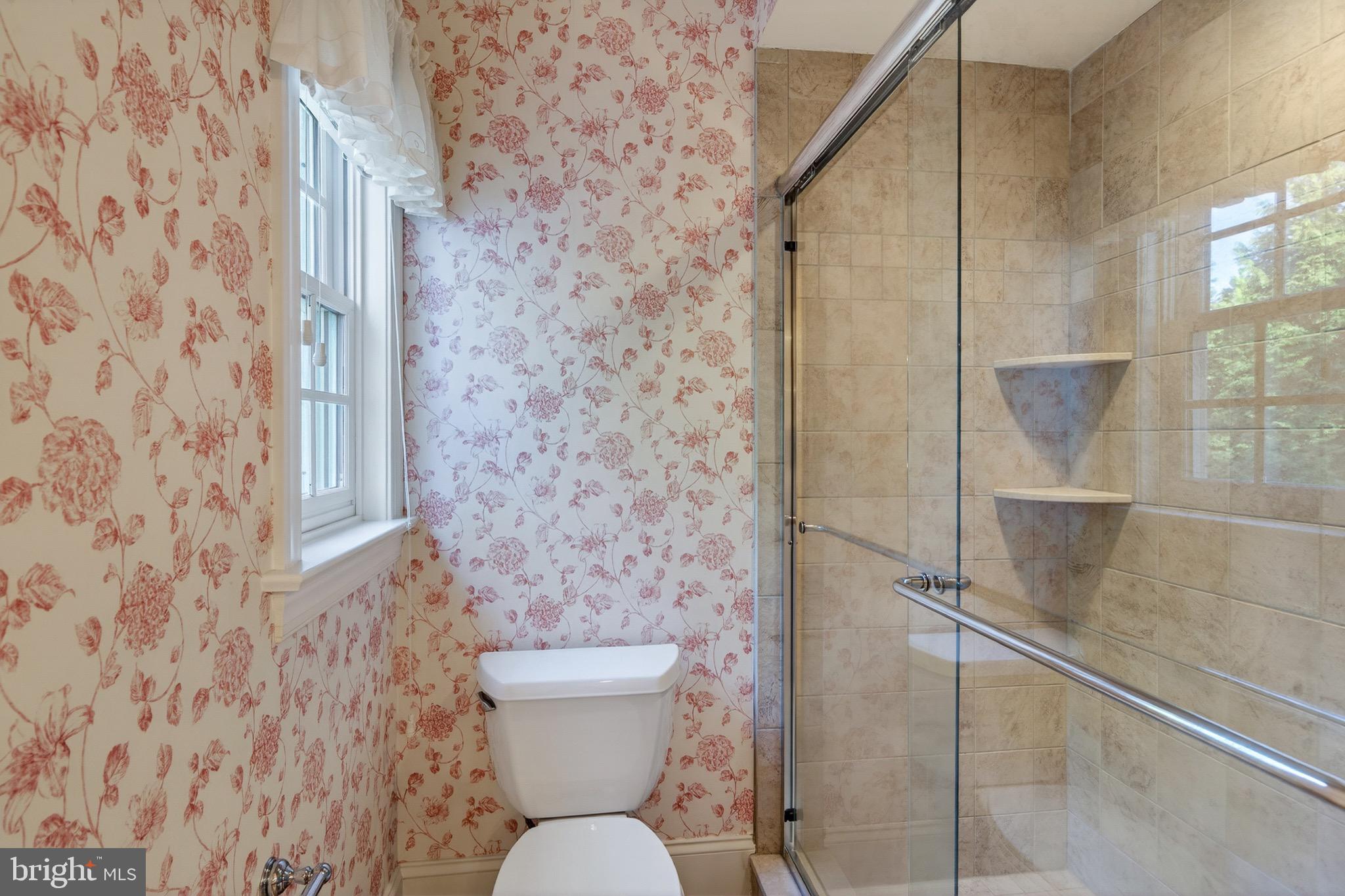 RADNOR HUNT - Residential