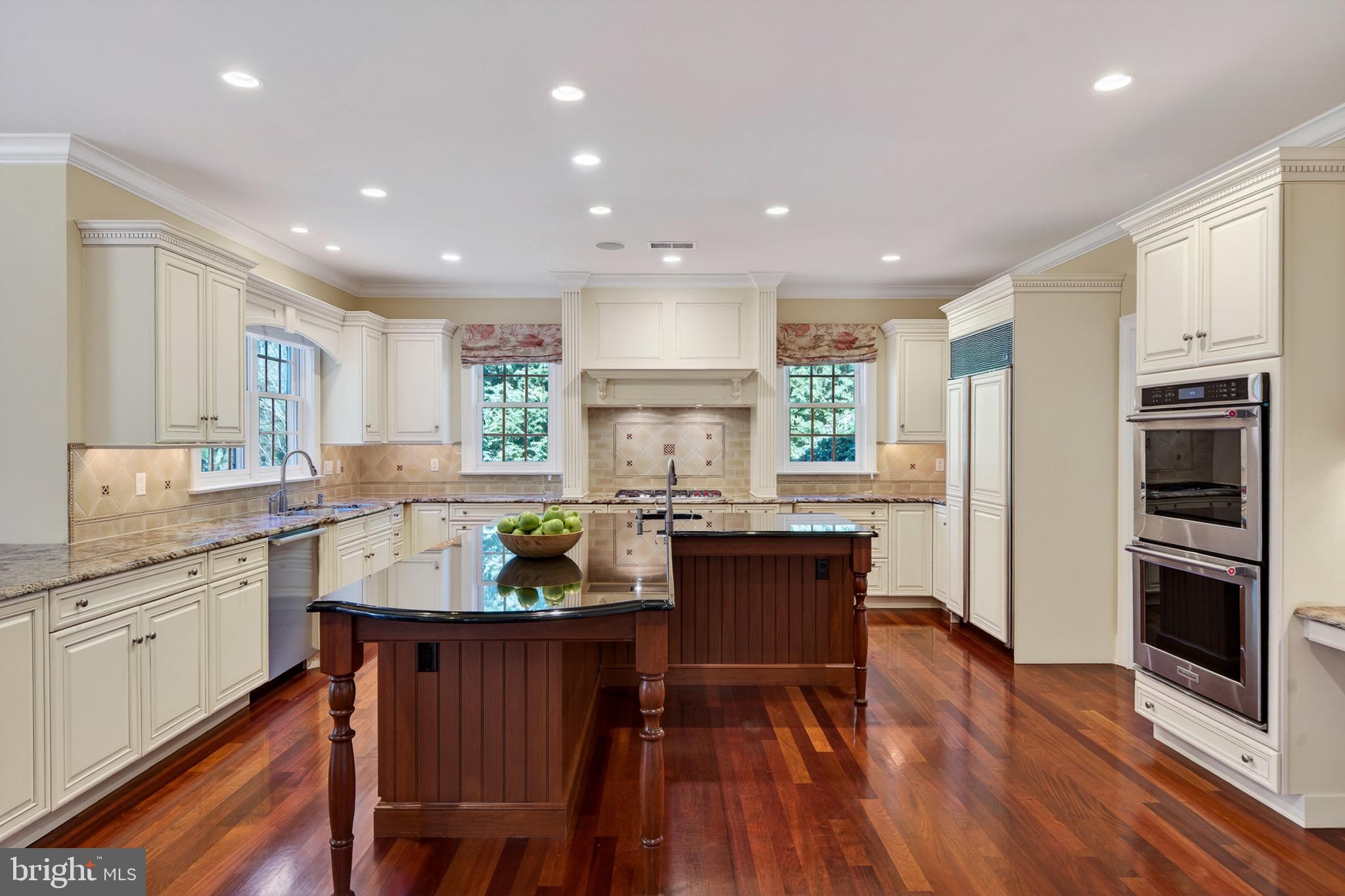 RADNOR HUNT - Residential