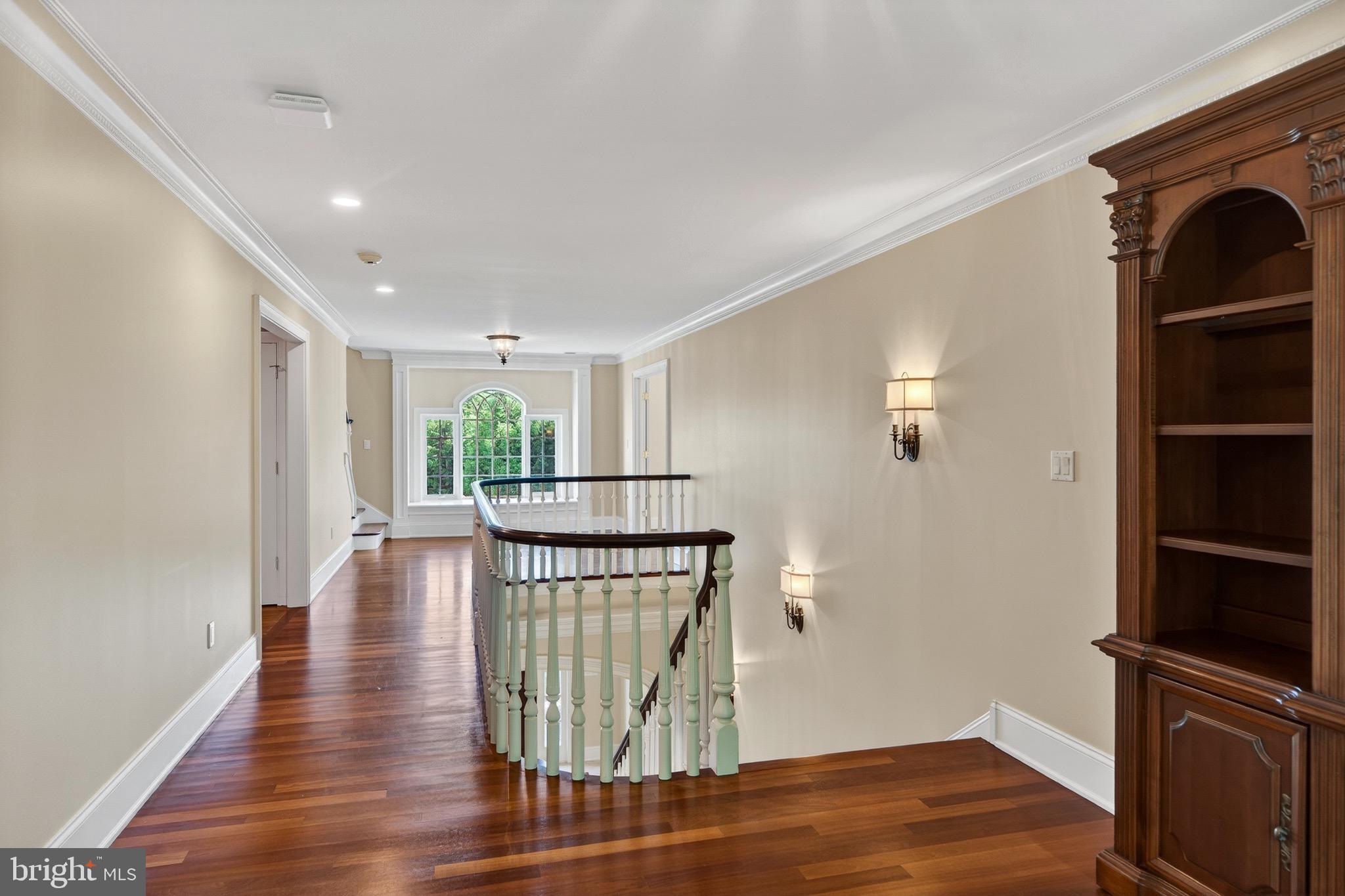 RADNOR HUNT - Residential