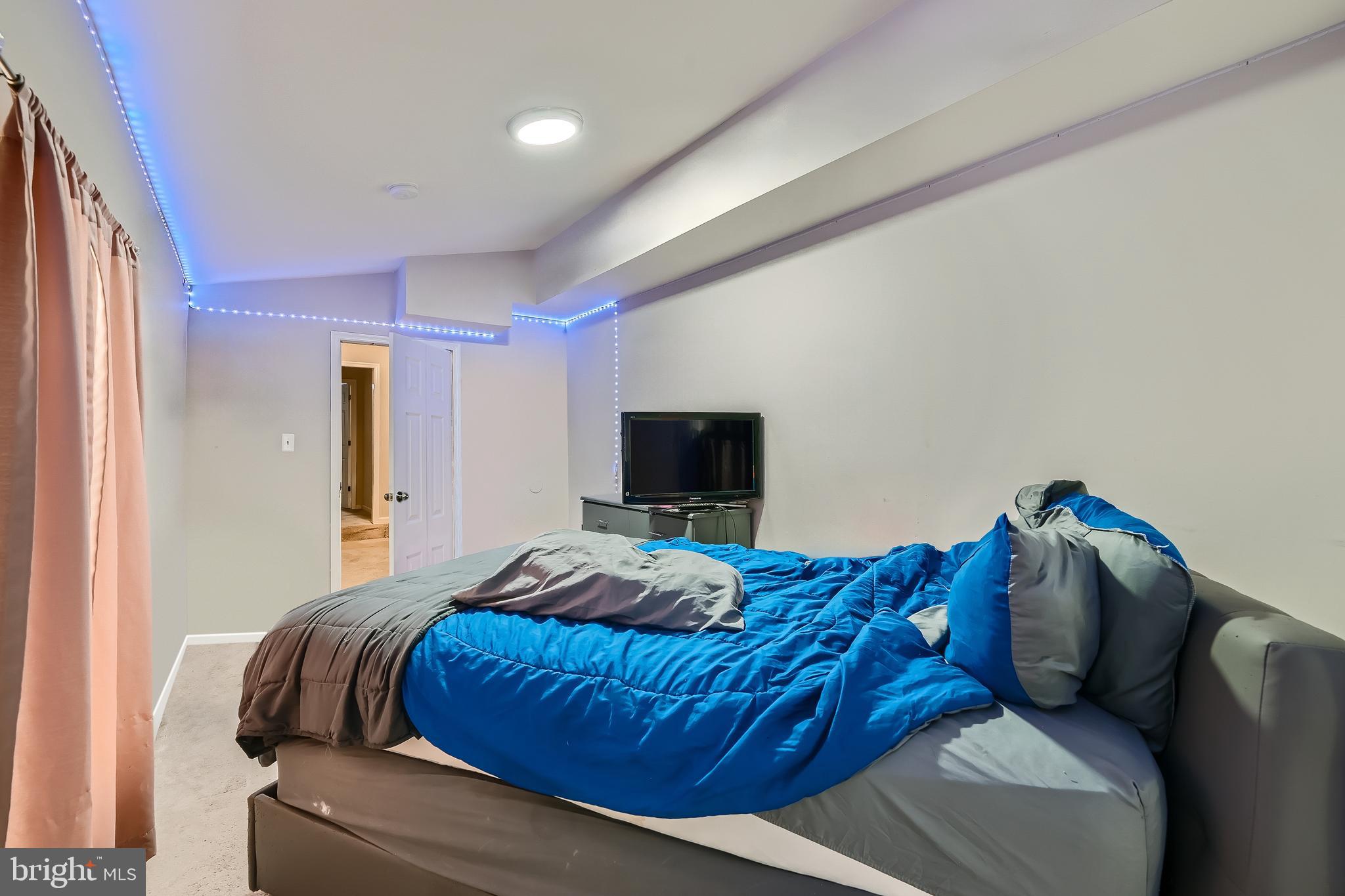 LEXINGTON - Residential