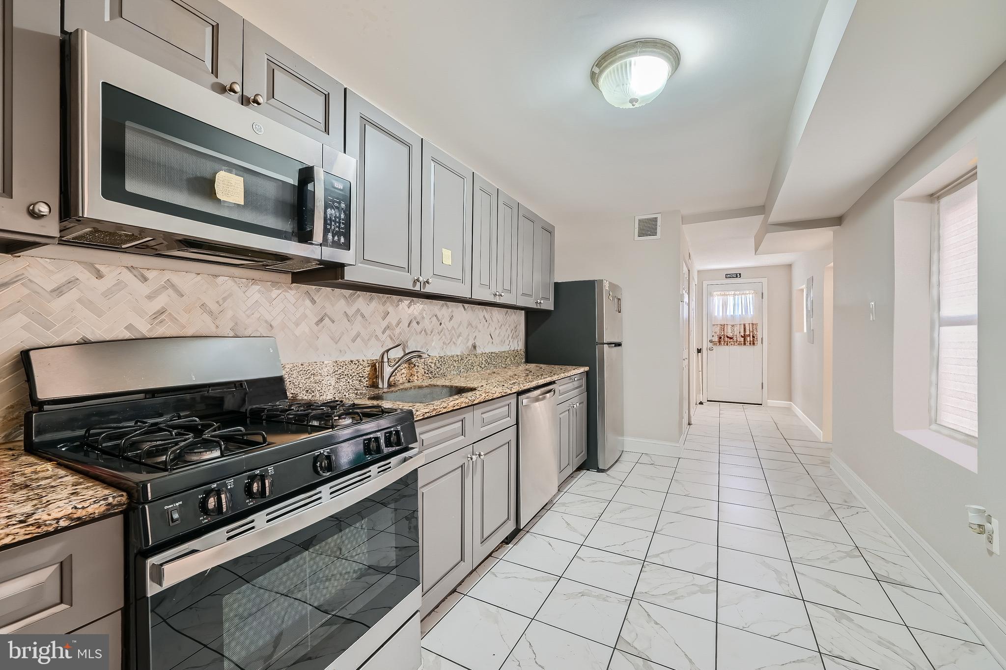 LEXINGTON - Residential