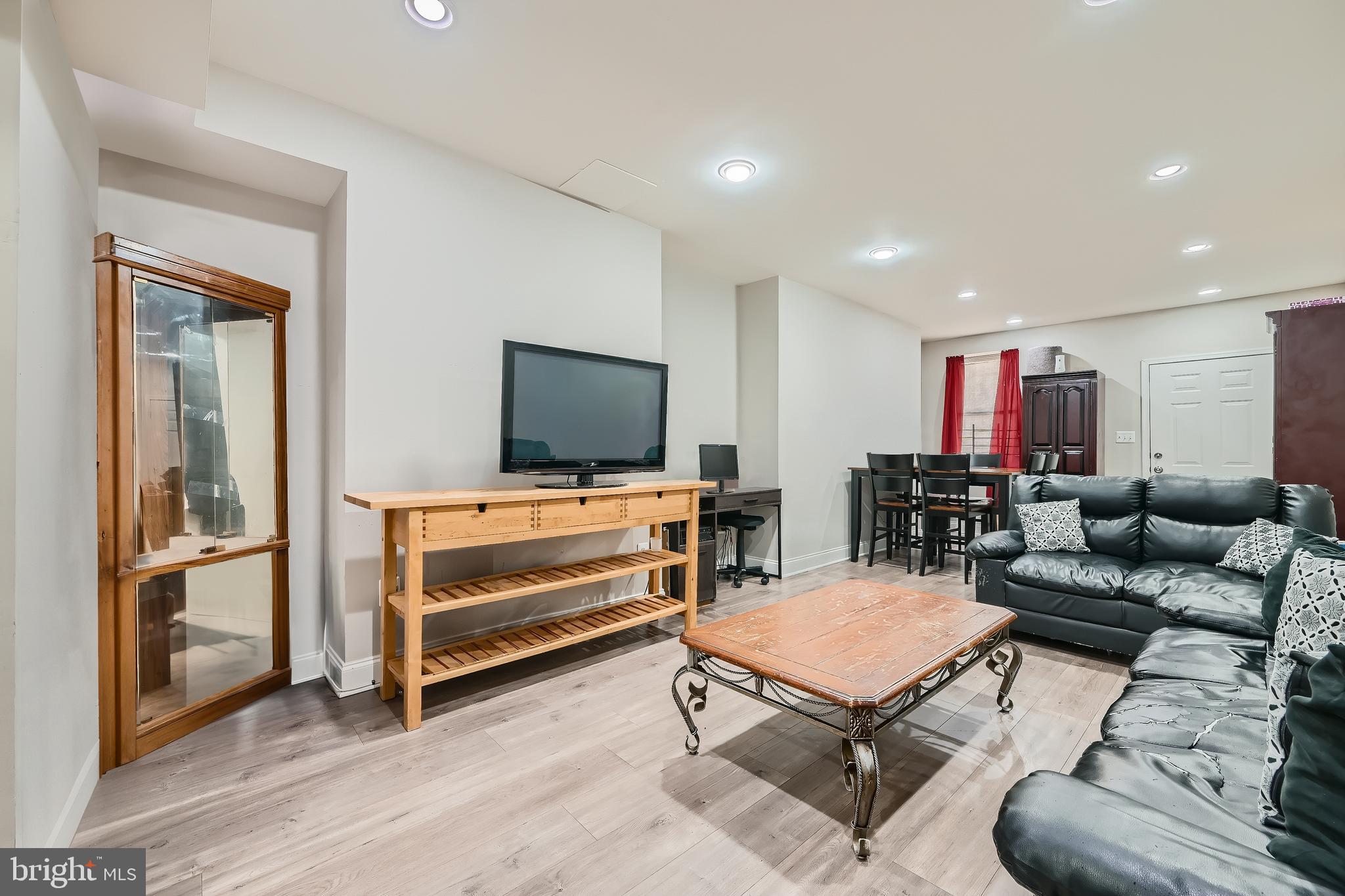 LEXINGTON - Residential