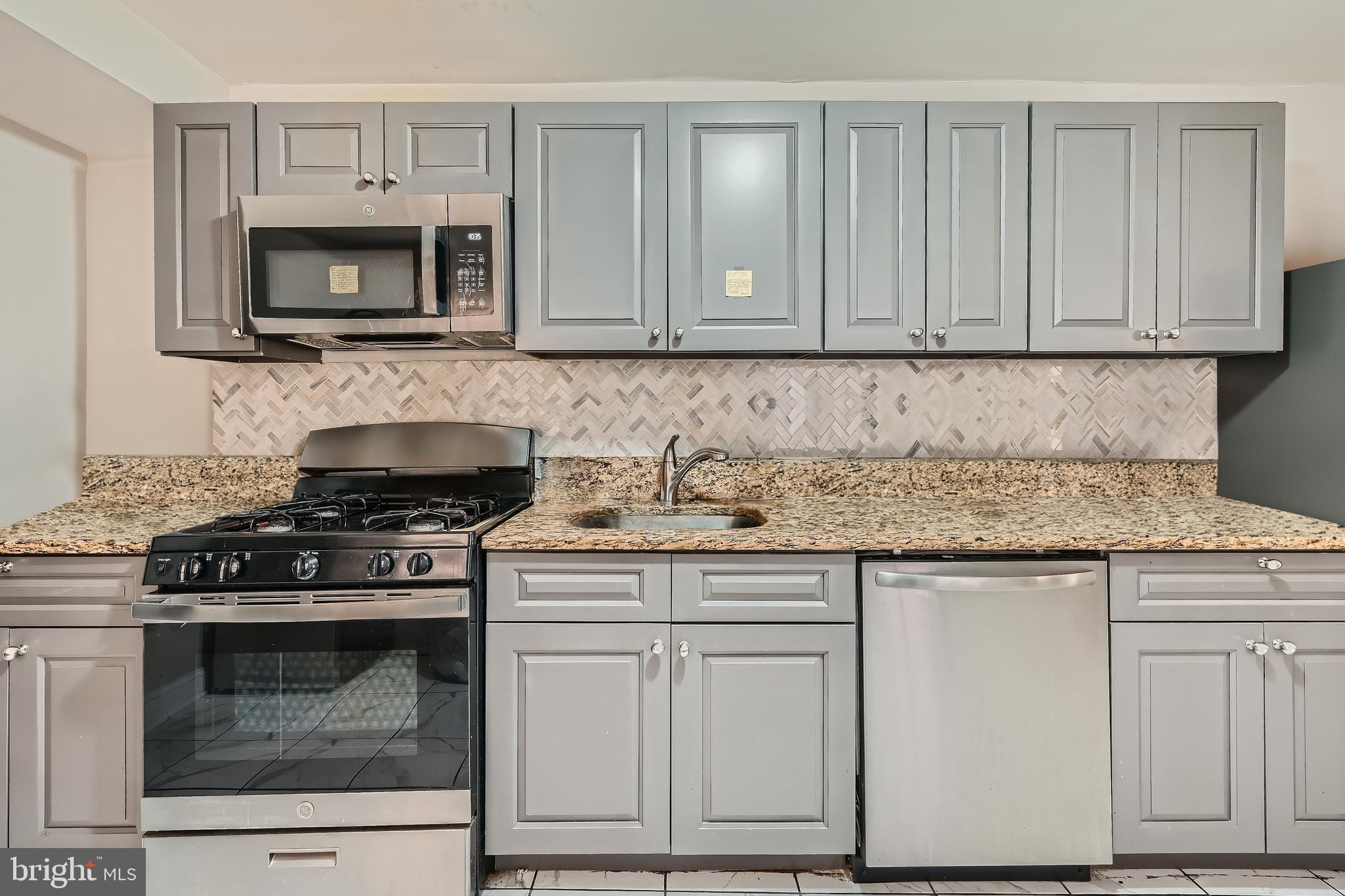 LEXINGTON - Residential