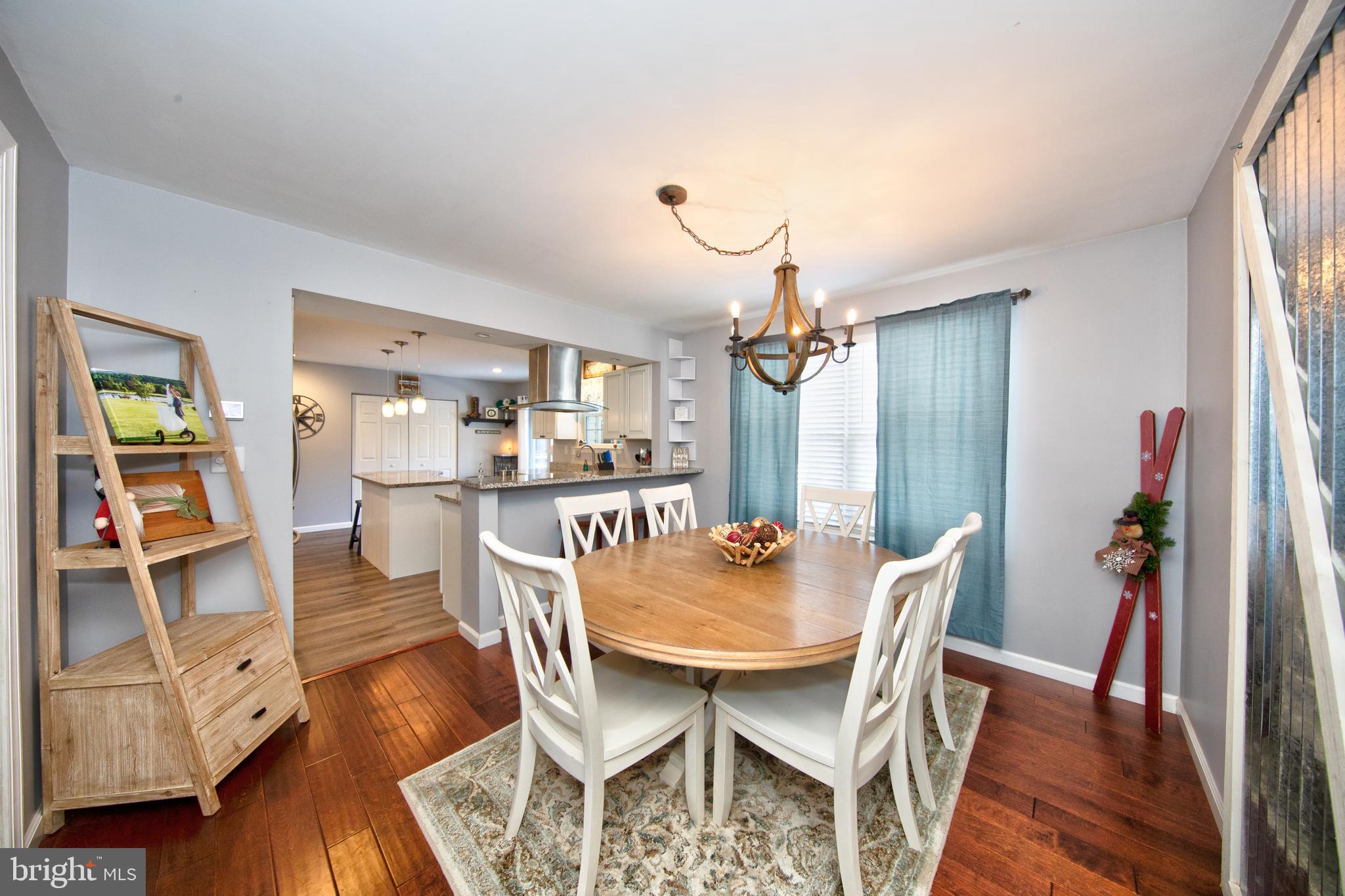 SENECA HARBOR - Residential