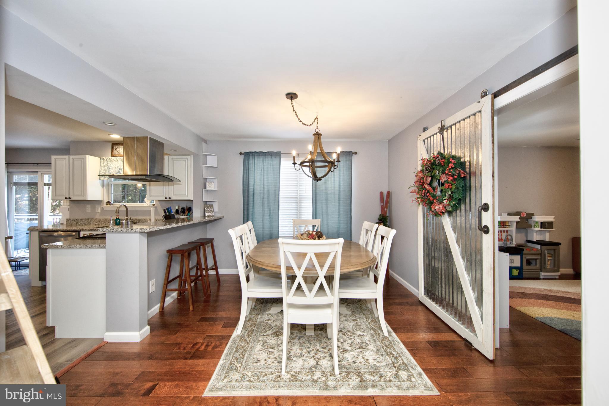 SENECA HARBOR - Residential