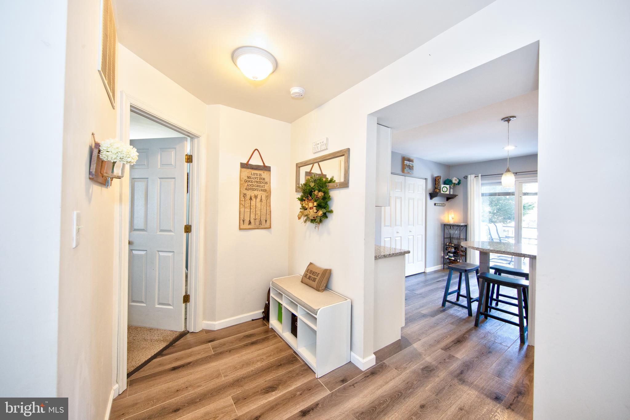 SENECA HARBOR - Residential