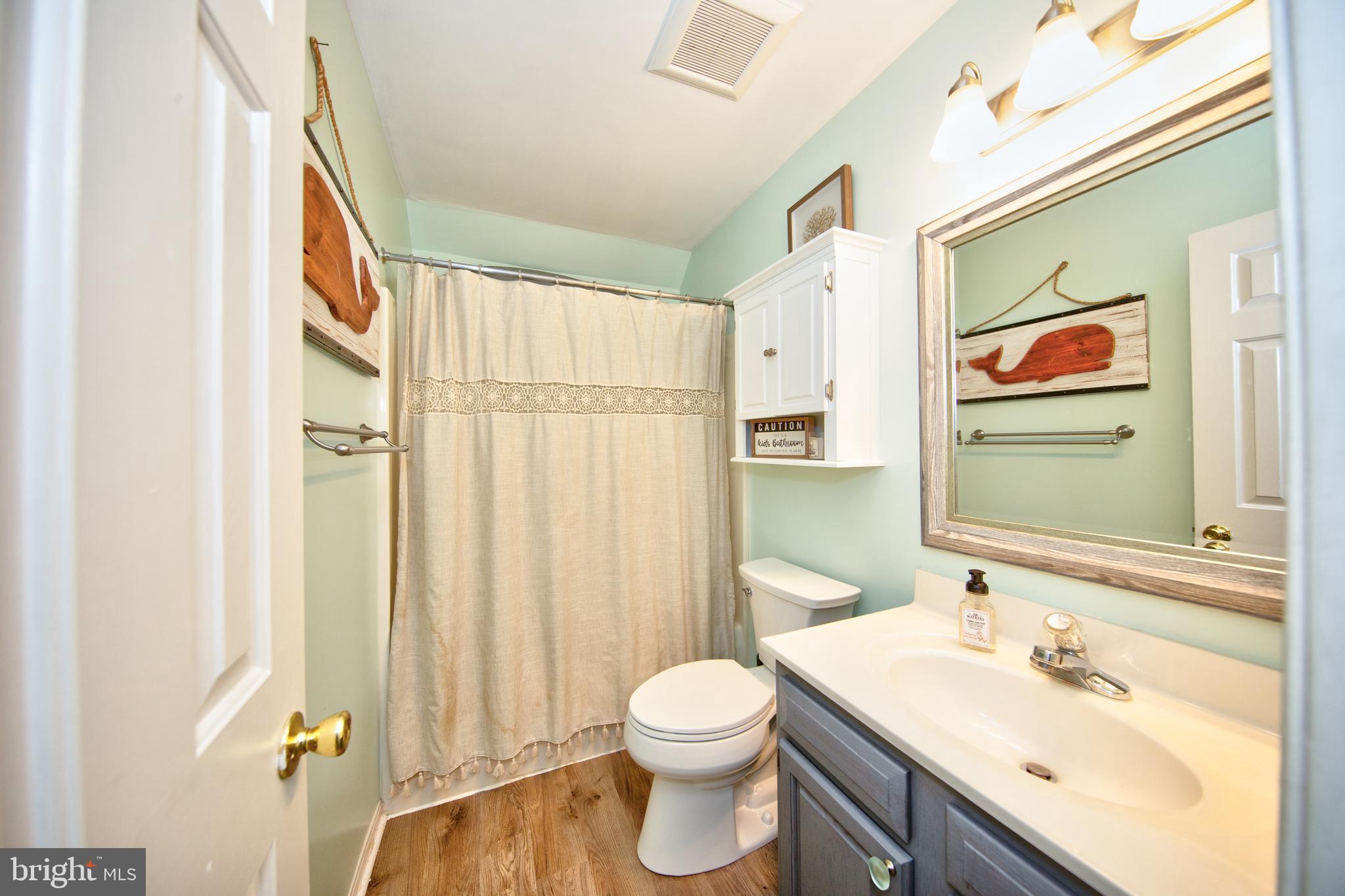 SENECA HARBOR - Residential